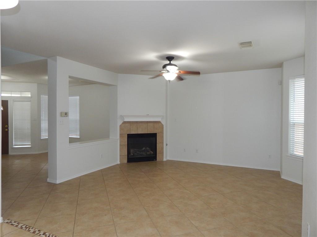 13521 Shawna Dnay Dr, Austin, TX 78727