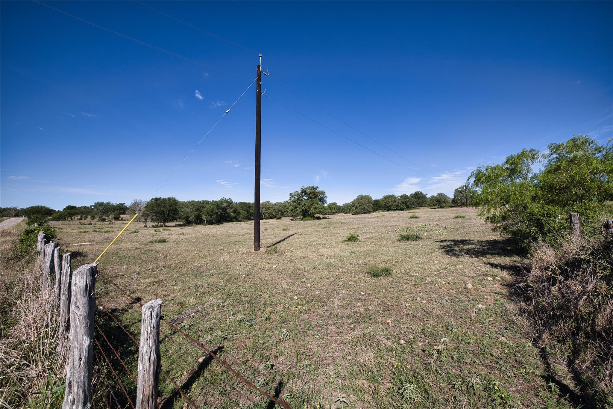 5250 Gravel Pit Rd, Kingsbury, TX 78155