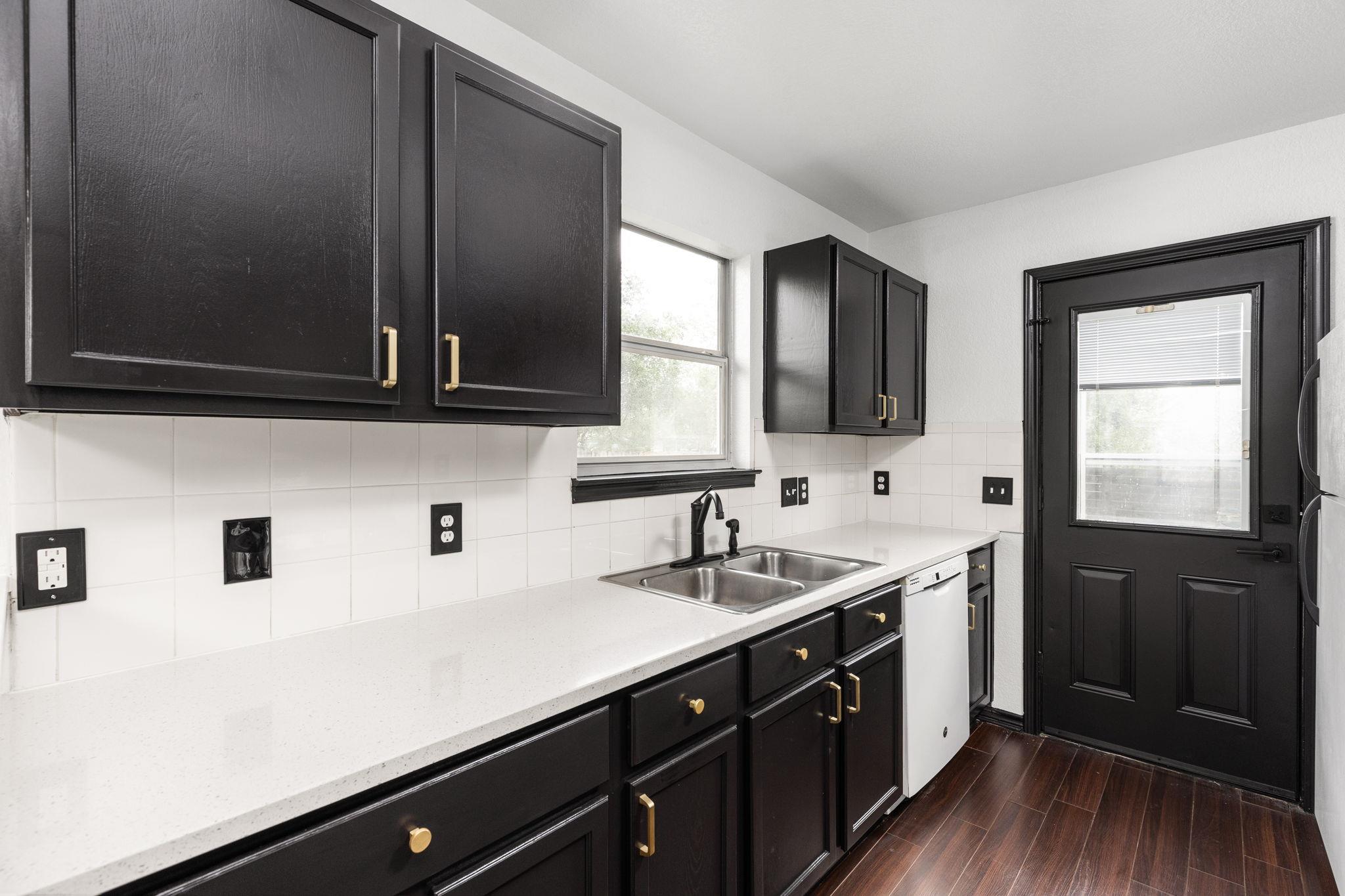 6908 Villita Cv, Austin, TX 78741