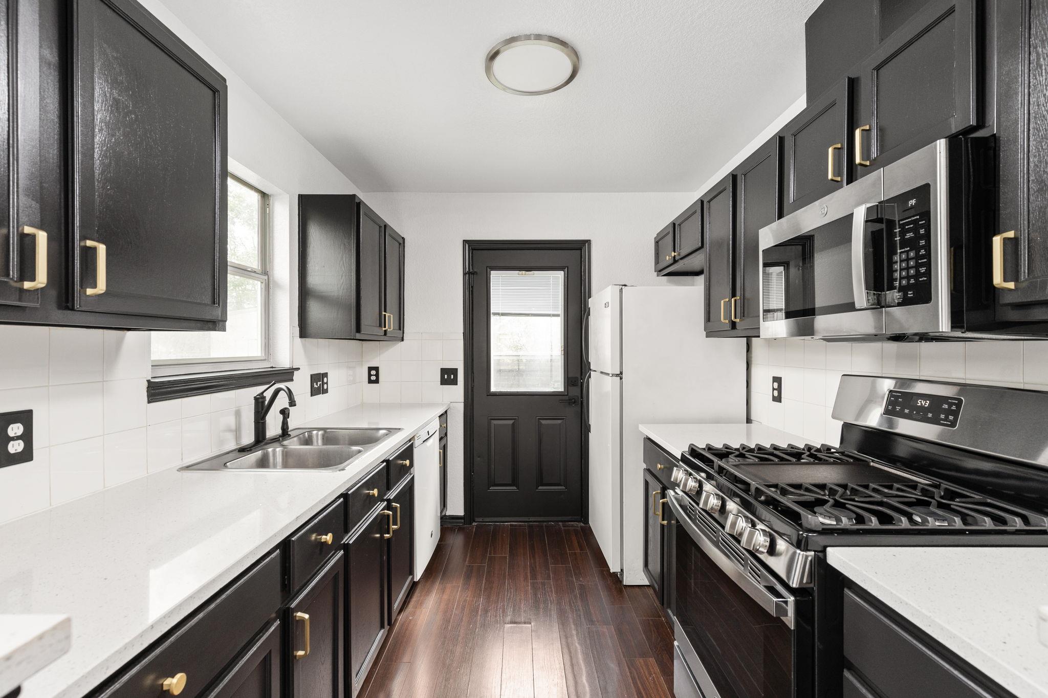 6908 Villita Cv, Austin, TX 78741