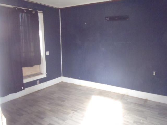 901 E Central Ave, Nixon, TX 78140