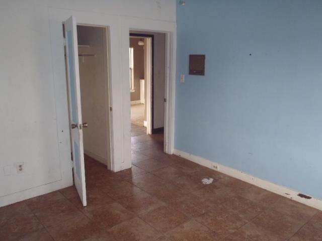 901 E Central Ave, Nixon, TX 78140