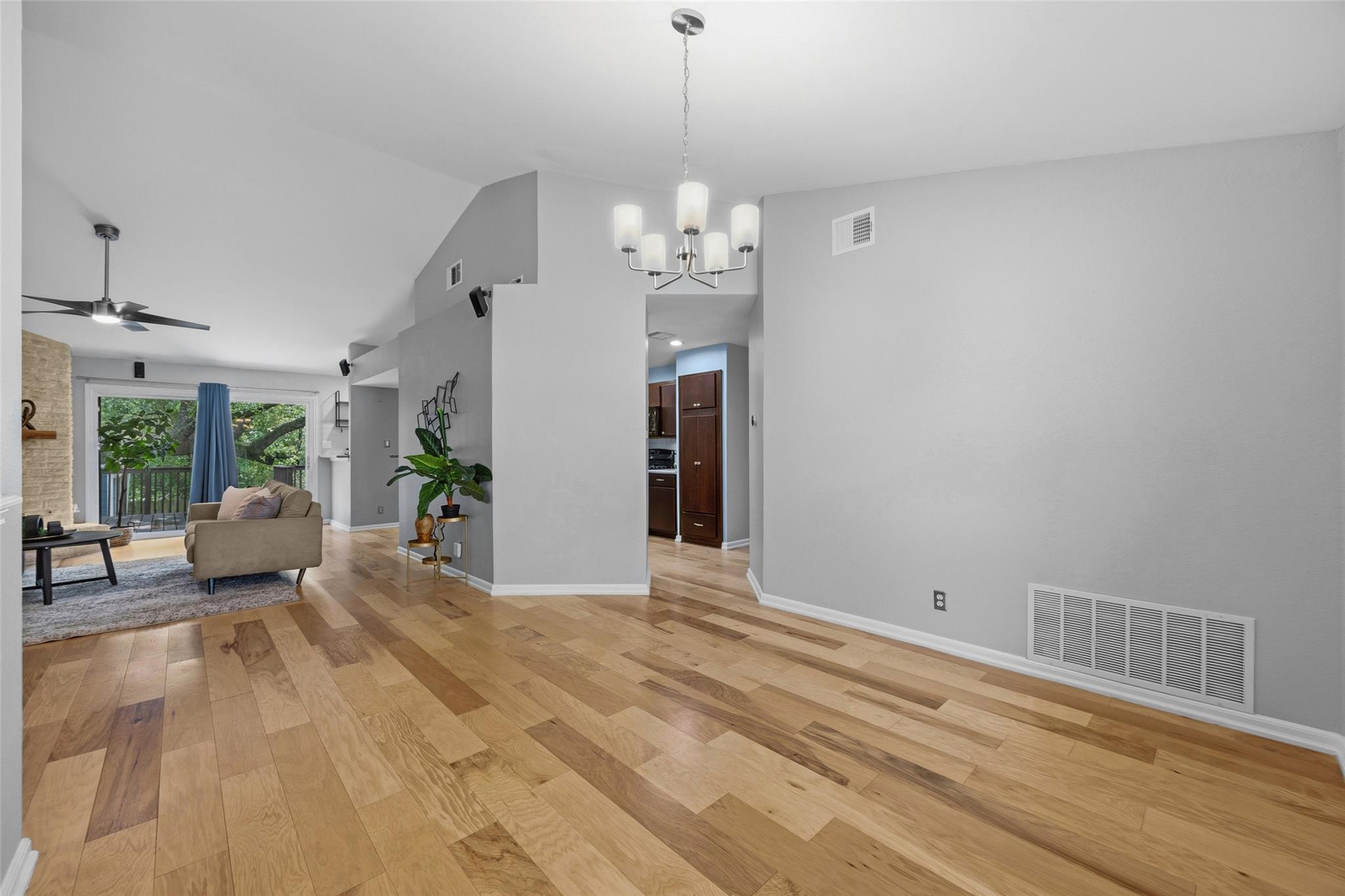 4209 Red Cloud Dr, Austin, TX 78759
