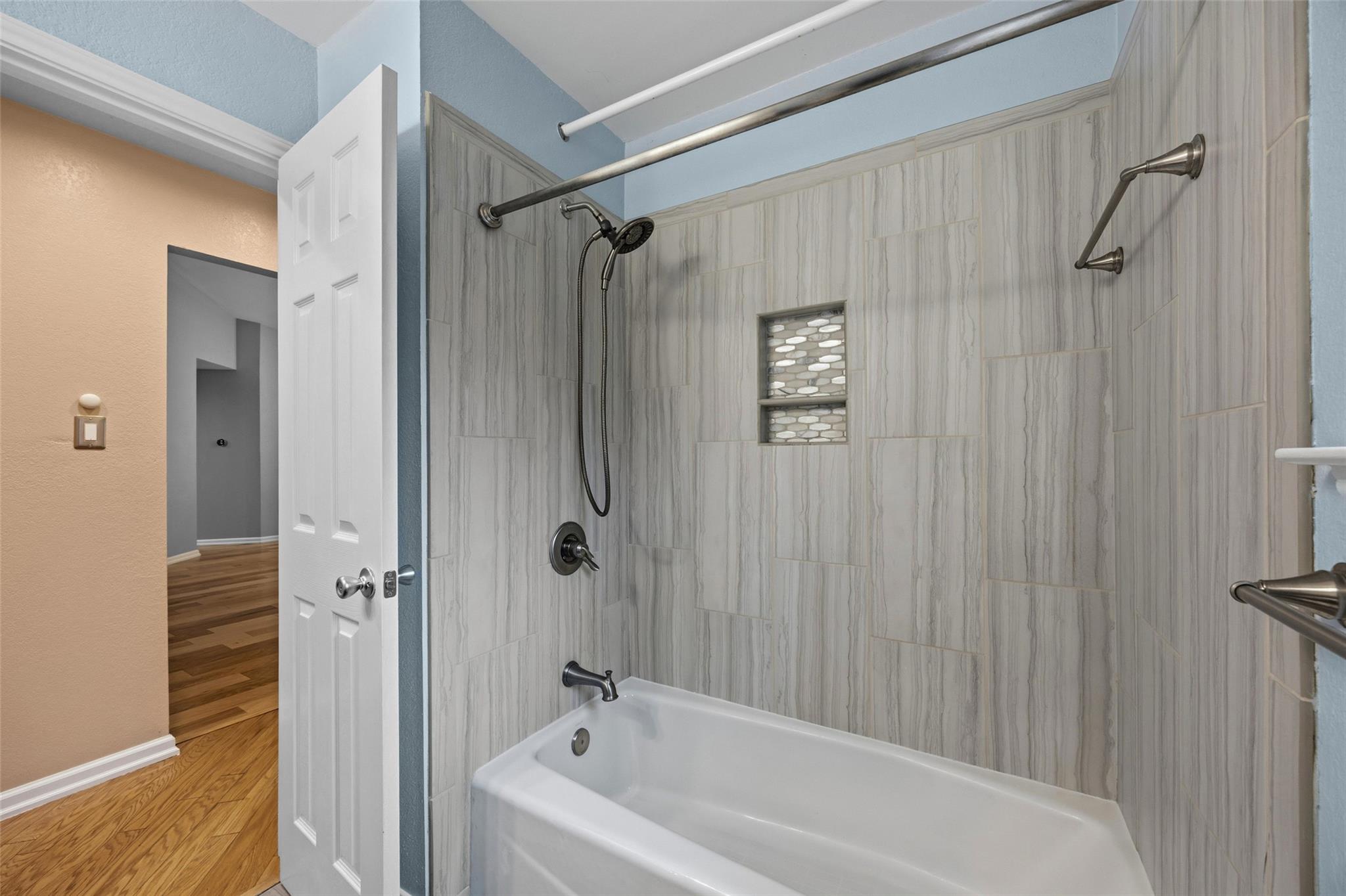 4209 Red Cloud Dr, Austin, TX 78759
