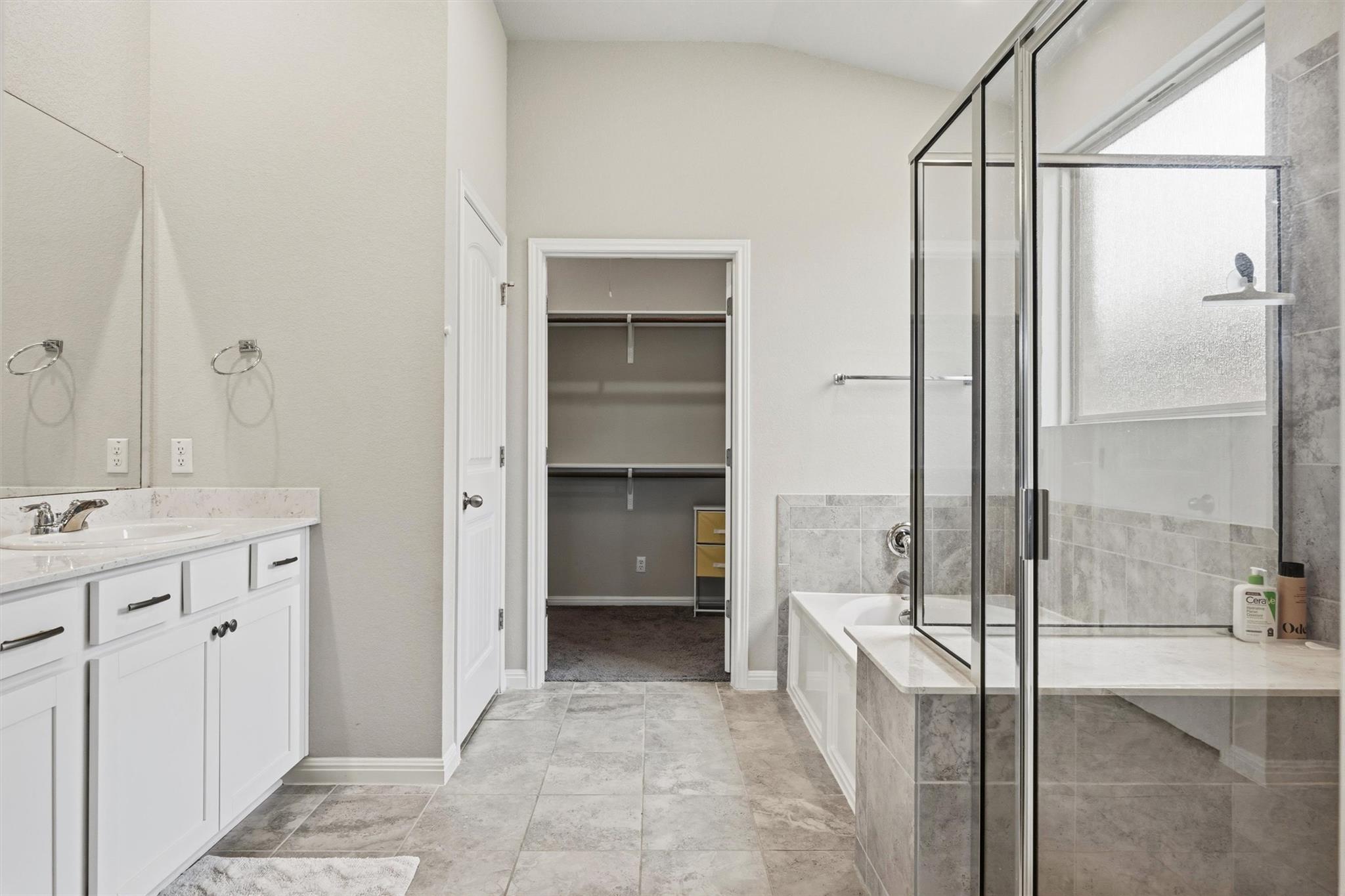 1613 Dubiel Dr, Leander, TX 78641