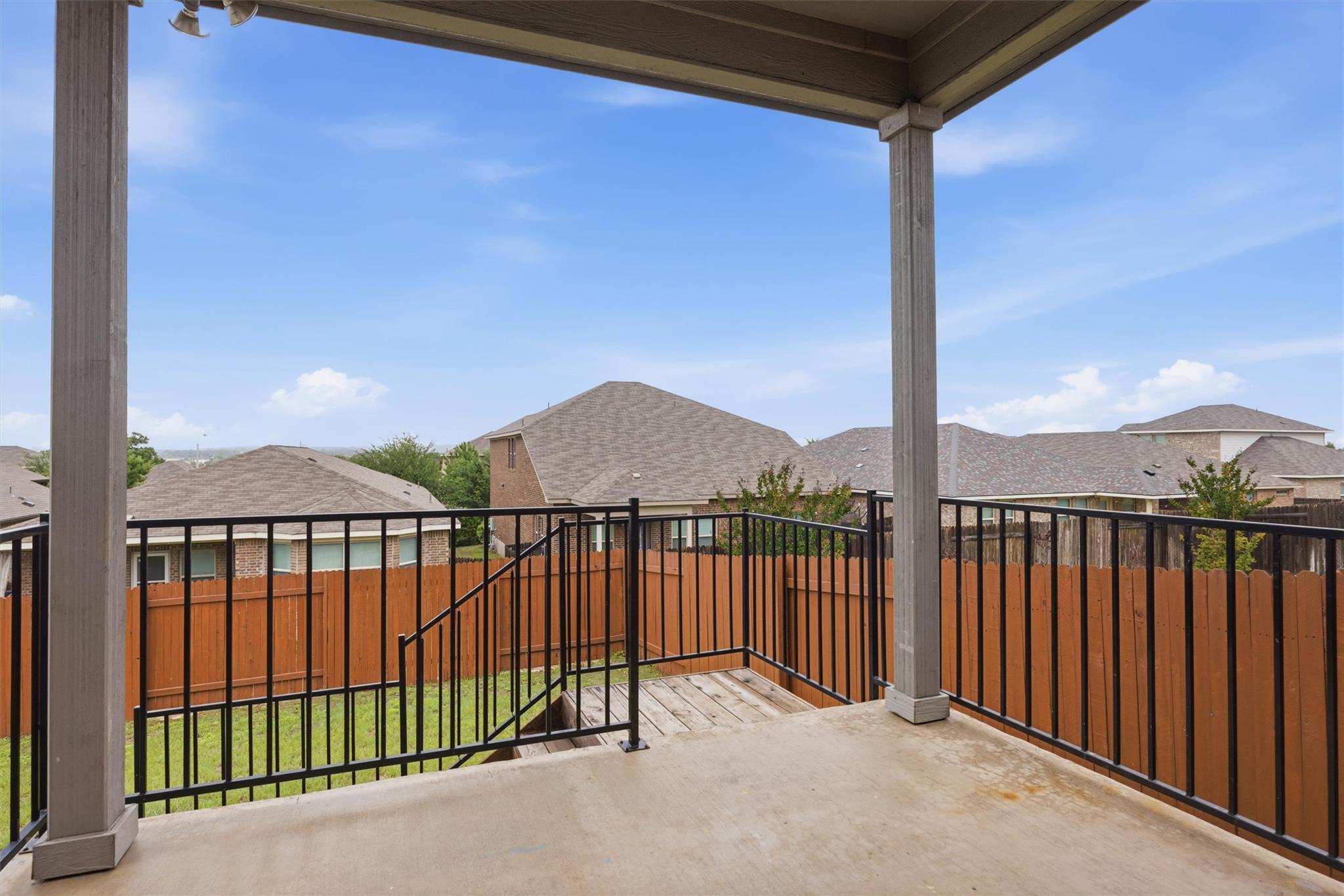 1613 Dubiel Dr, Leander, TX 78641
