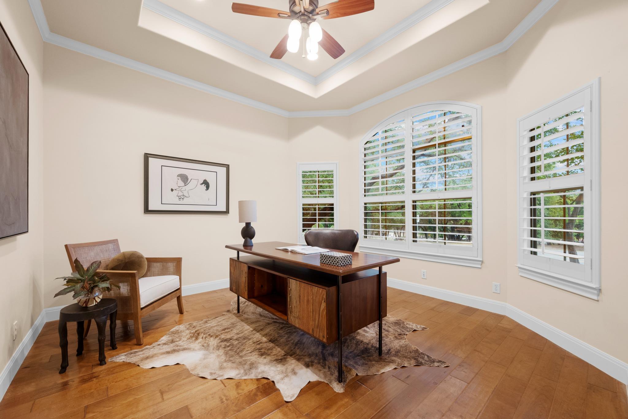 1012 Sailmaster St, Lakeway, TX 78734