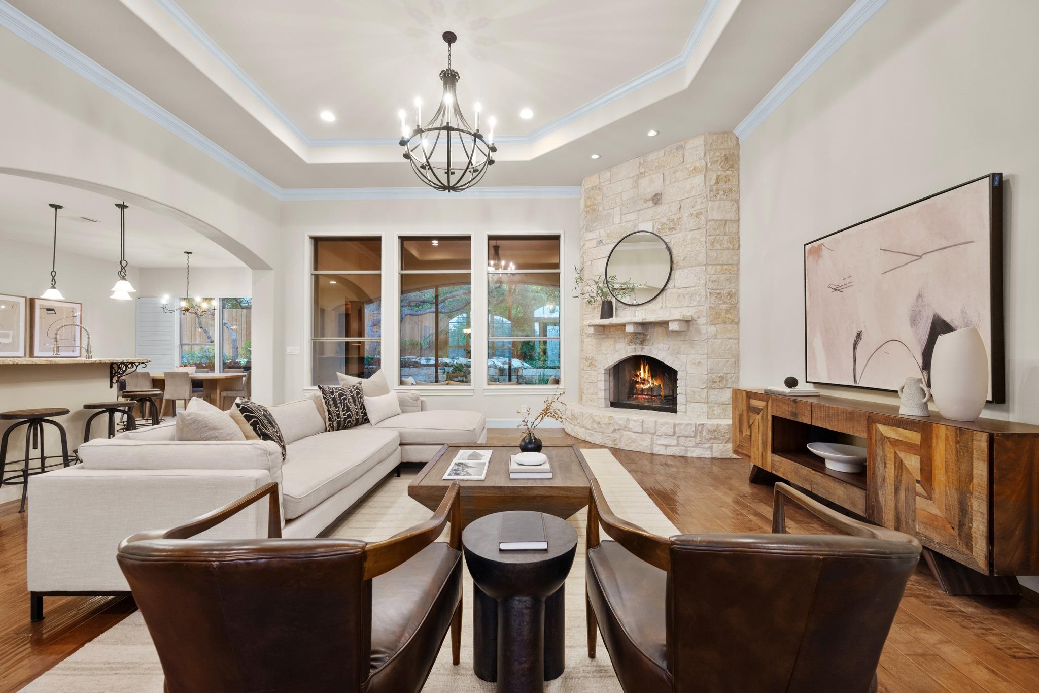 1012 Sailmaster St, Lakeway, TX 78734