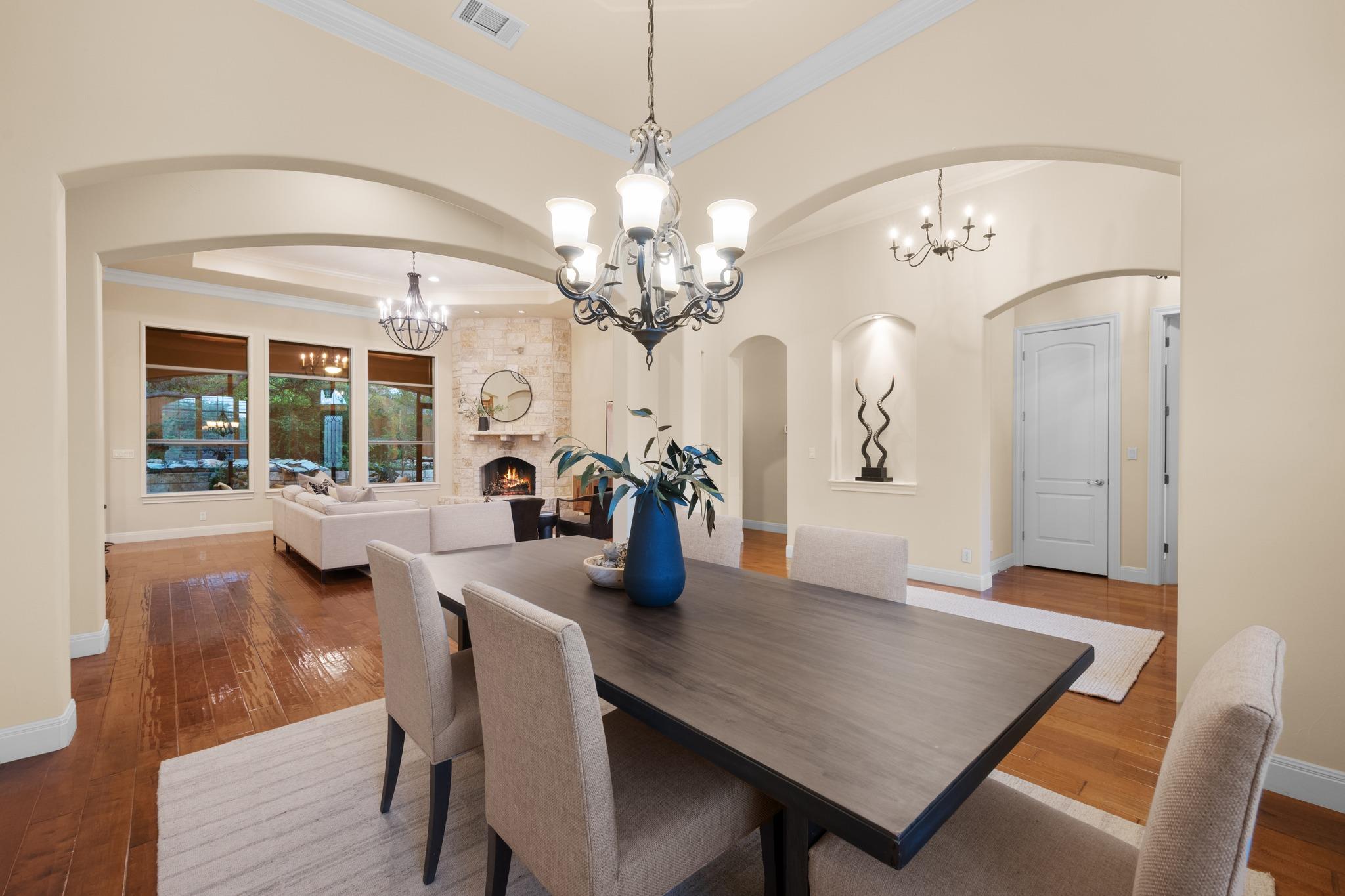 1012 Sailmaster St, Lakeway, TX 78734