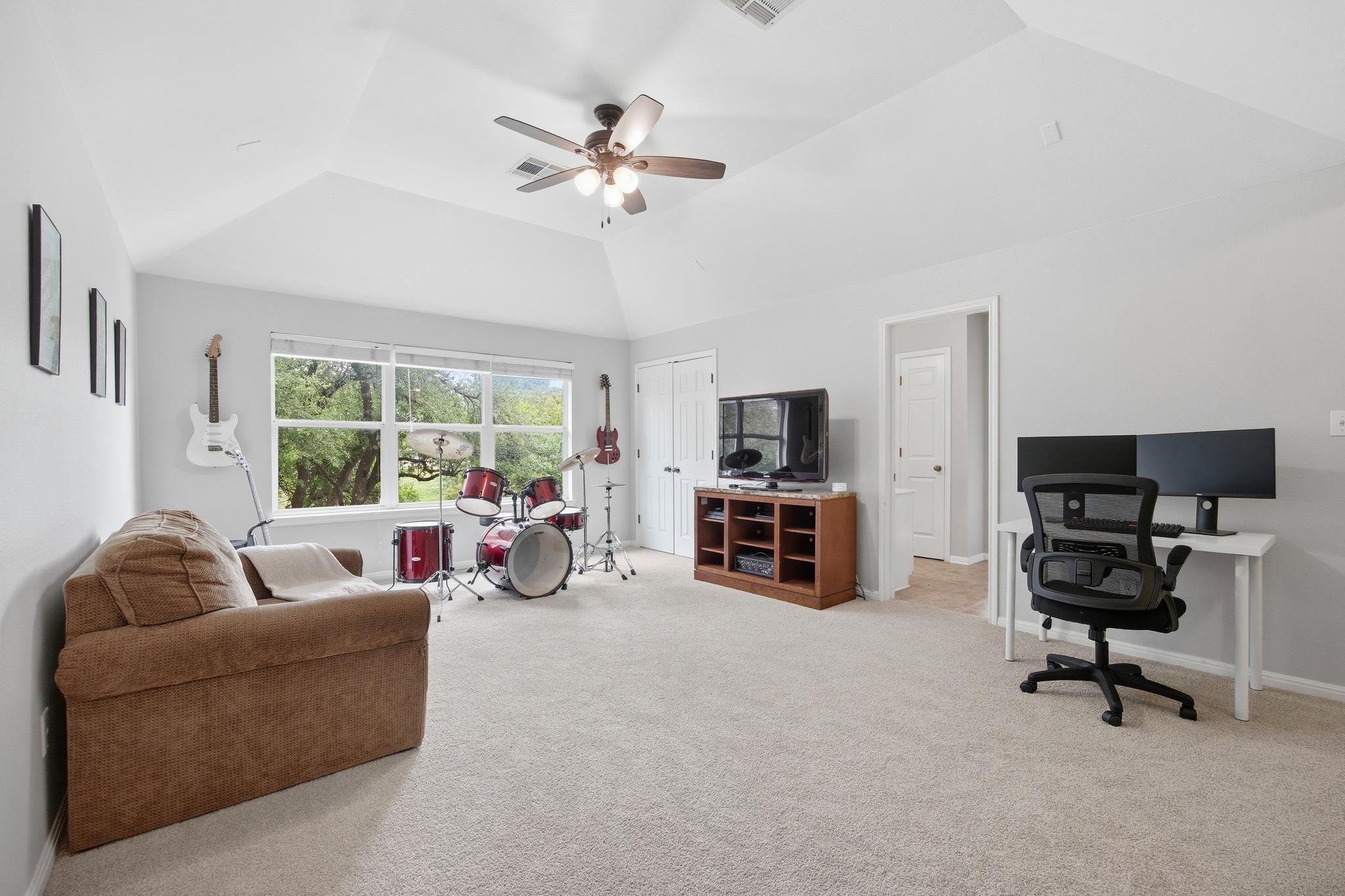 2204 Rio Mesa Dr, Austin, TX 78732