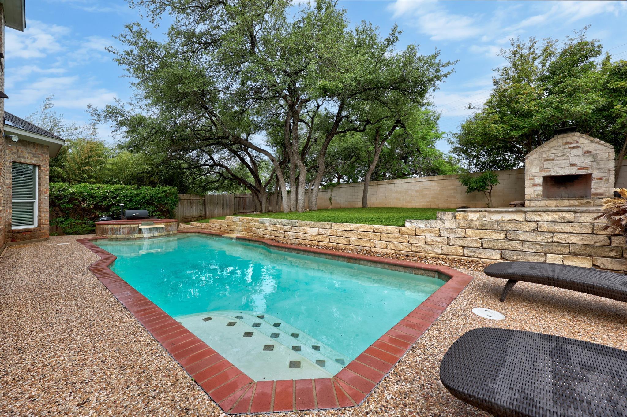 2204 Rio Mesa Dr, Austin, TX 78732