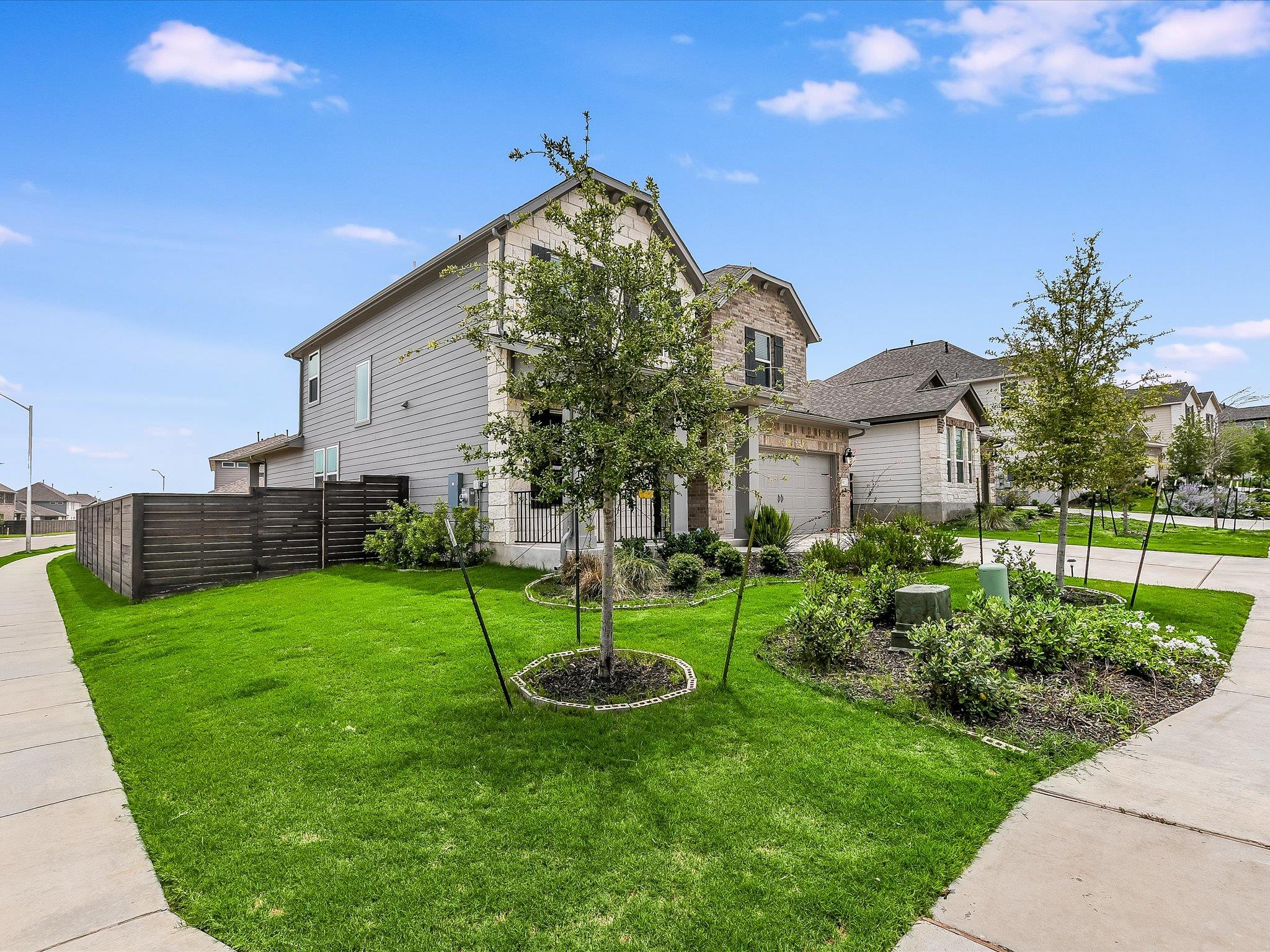 512 Voyage Trce, Leander, TX 78641