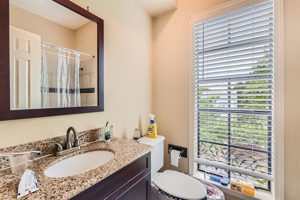 711 W 21st St # 302, Austin, TX 78705