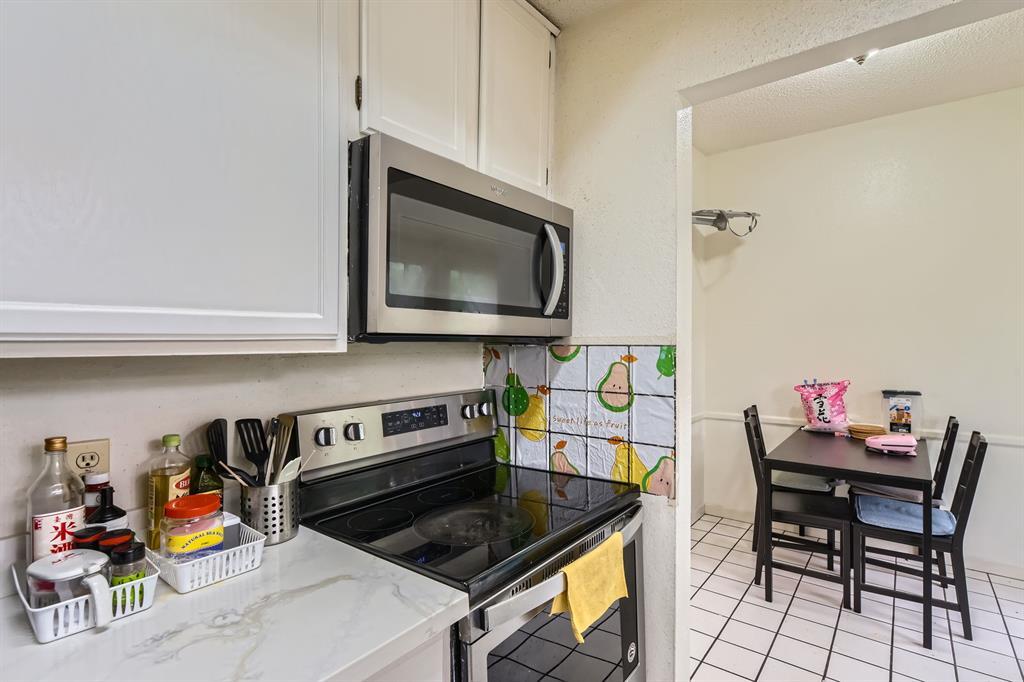 711 W 21st St # 302, Austin, TX 78705