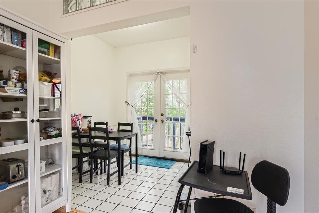 711 W 21st St # 302, Austin, TX 78705