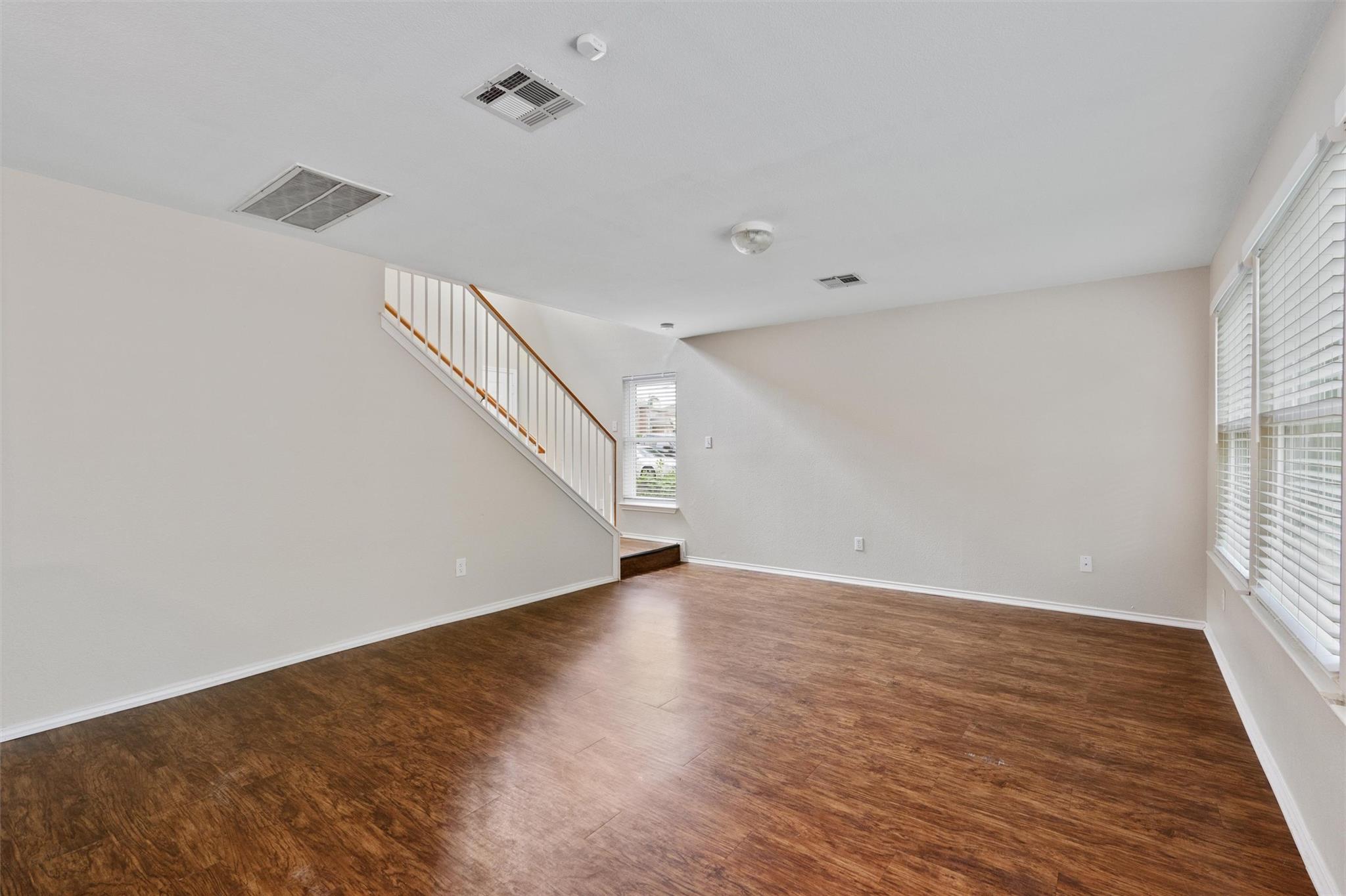 1454 David Curry Dr, Round Rock, TX 78664