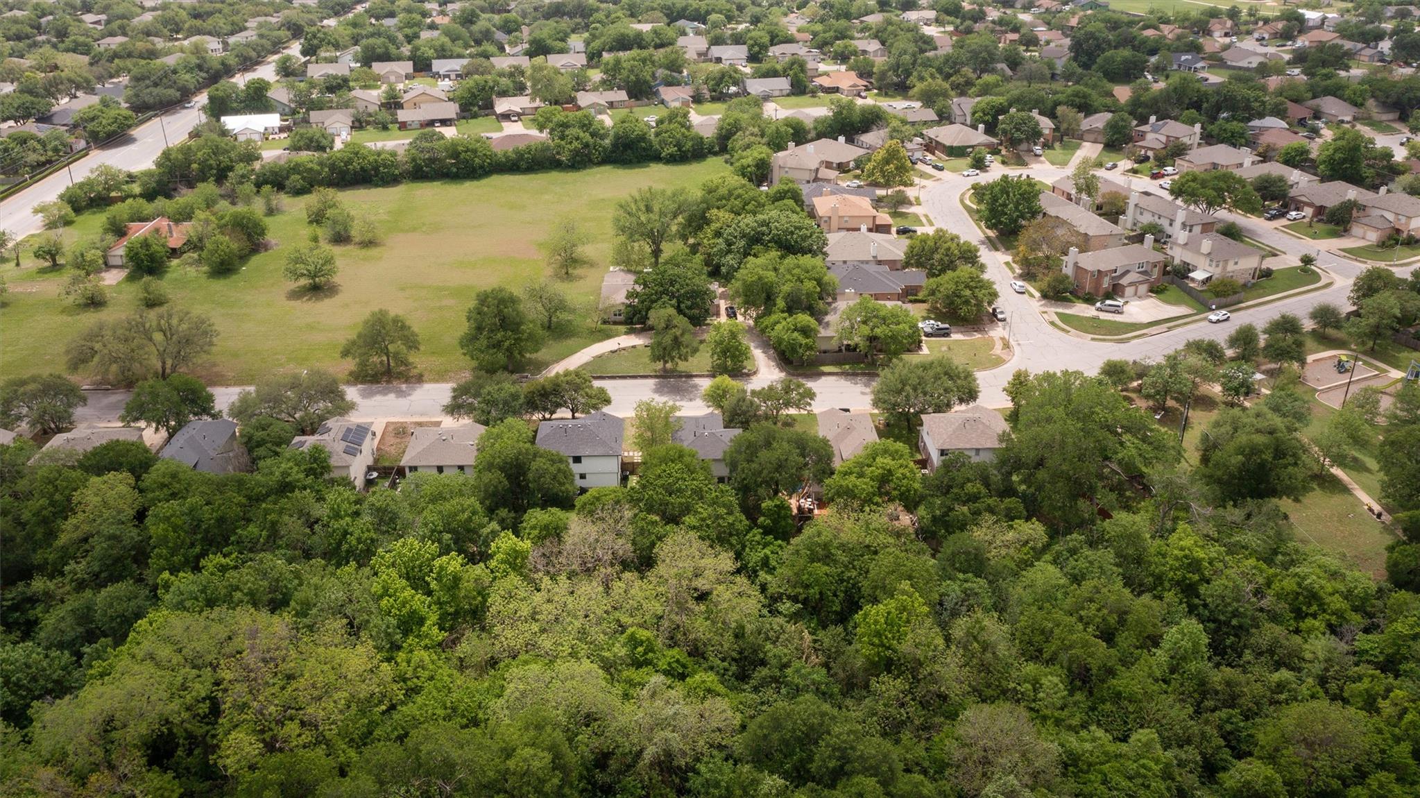 1454 David Curry Dr, Round Rock, TX 78664