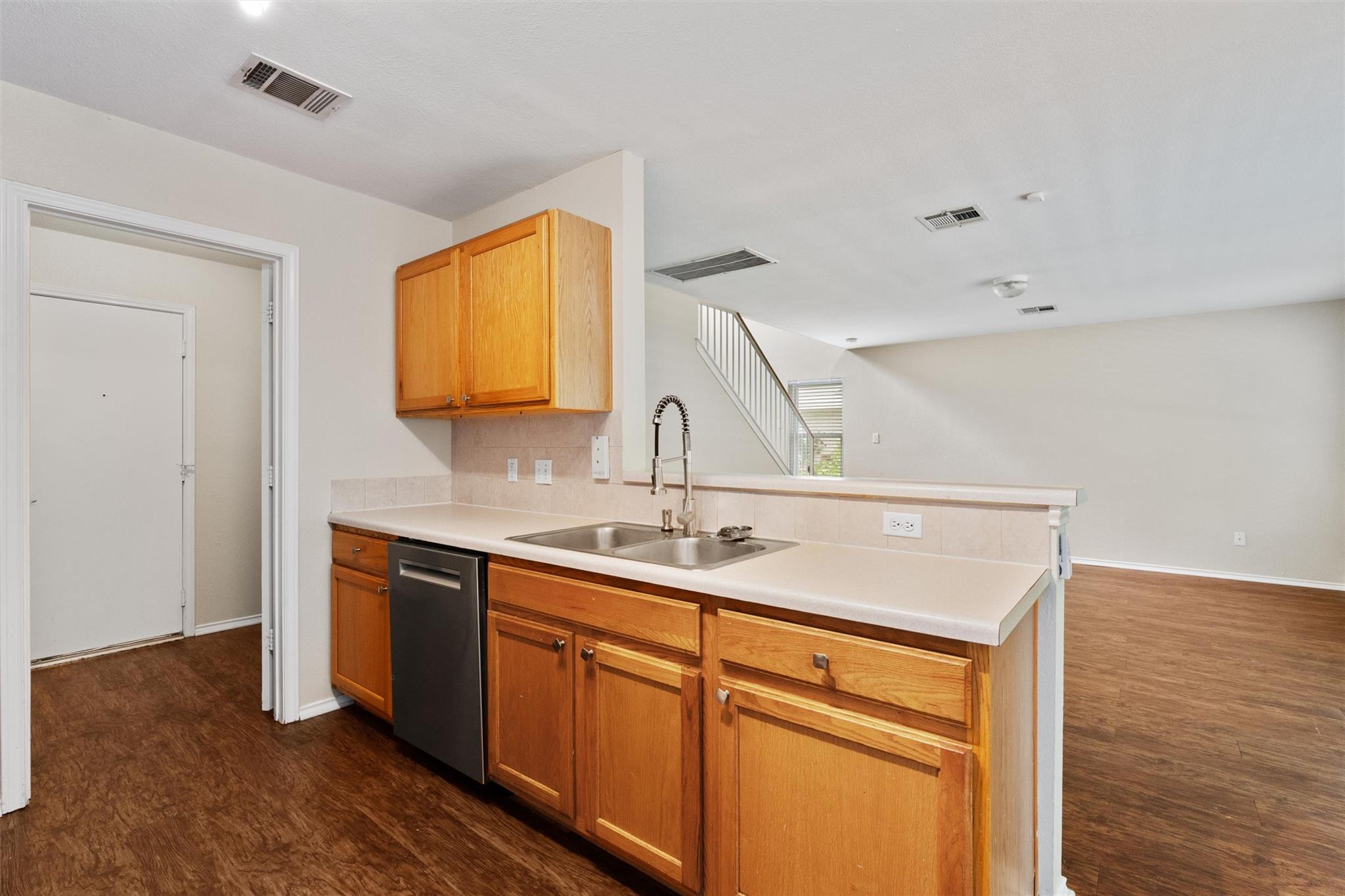 1454 David Curry Dr, Round Rock, TX 78664