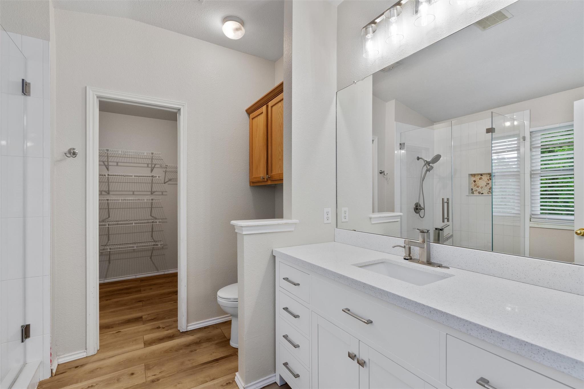 1454 David Curry Dr, Round Rock, TX 78664