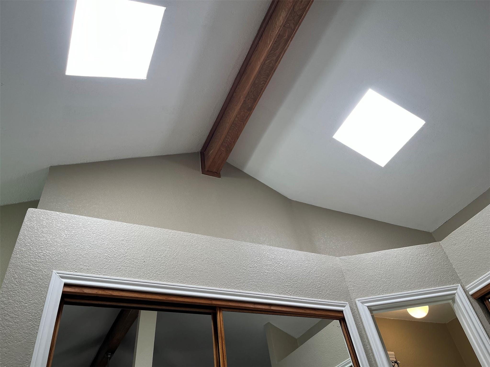 6401 Woodcrest Dr, Austin, TX 78759