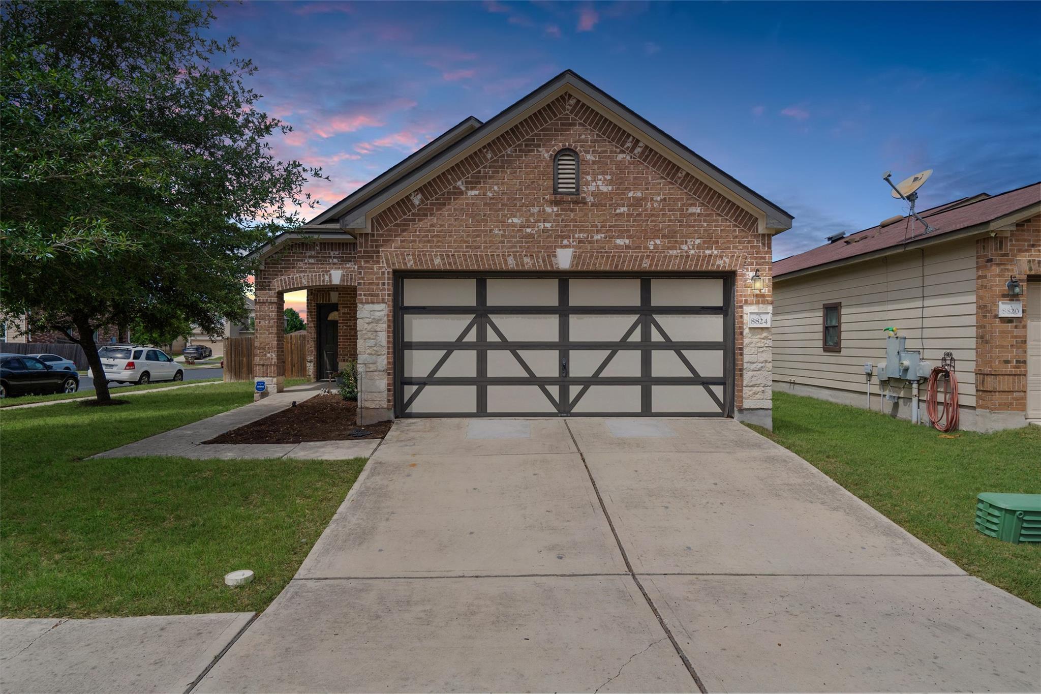 8824 Stambourne St, Austin, TX 78747