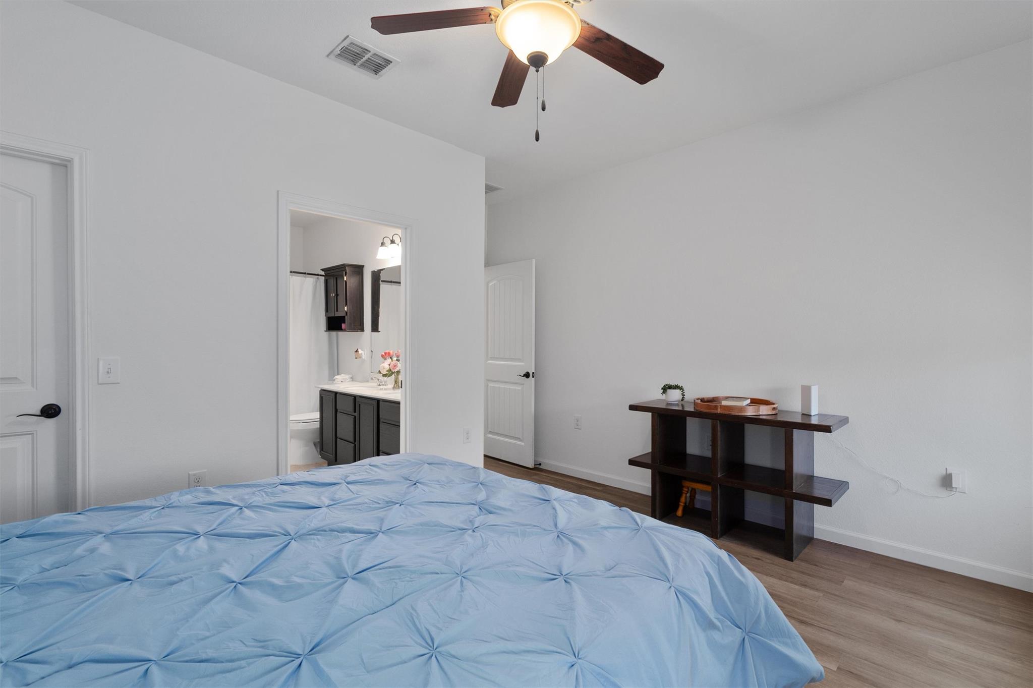 8824 Stambourne St, Austin, TX 78747