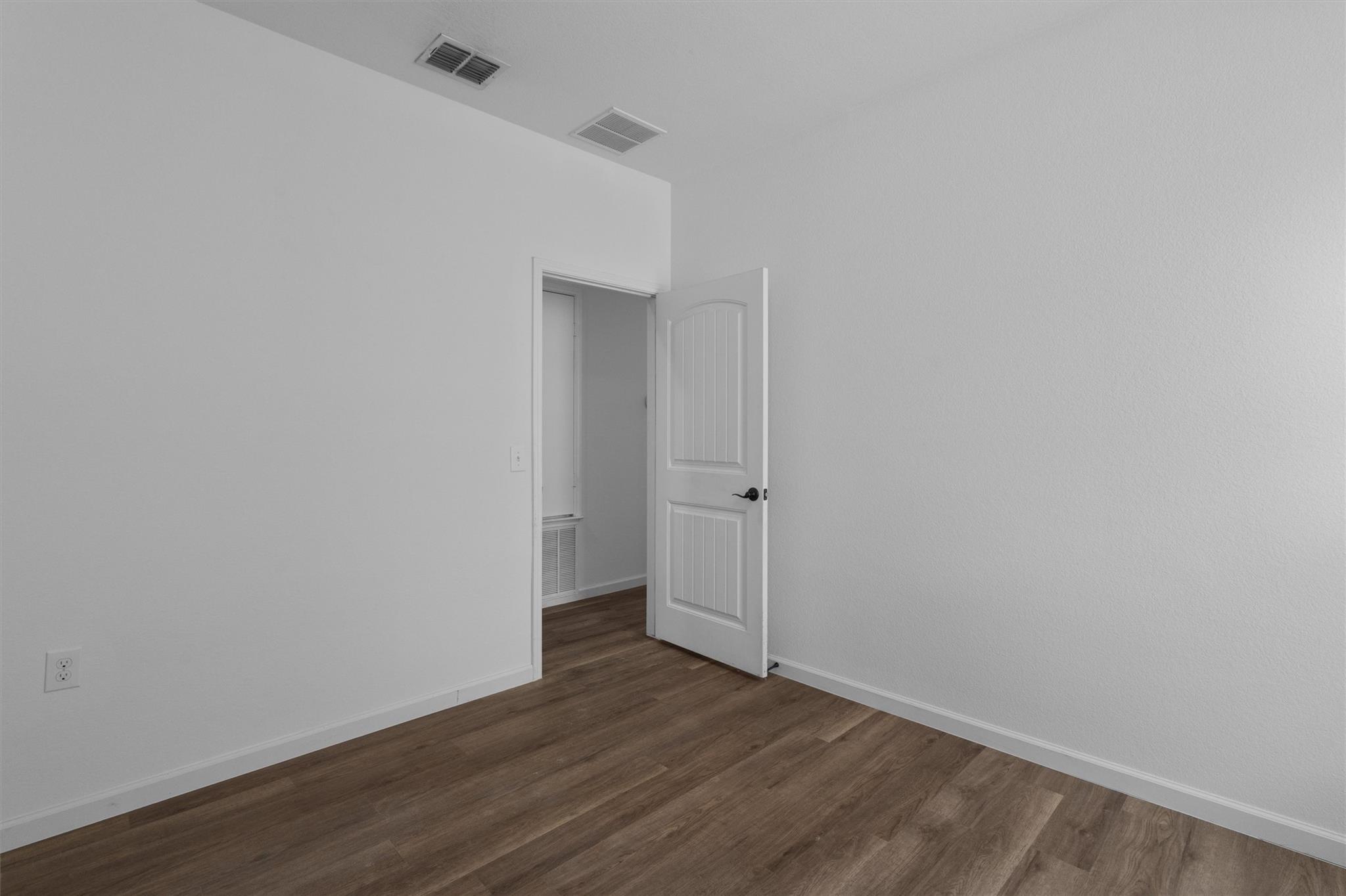 8824 Stambourne St, Austin, TX 78747