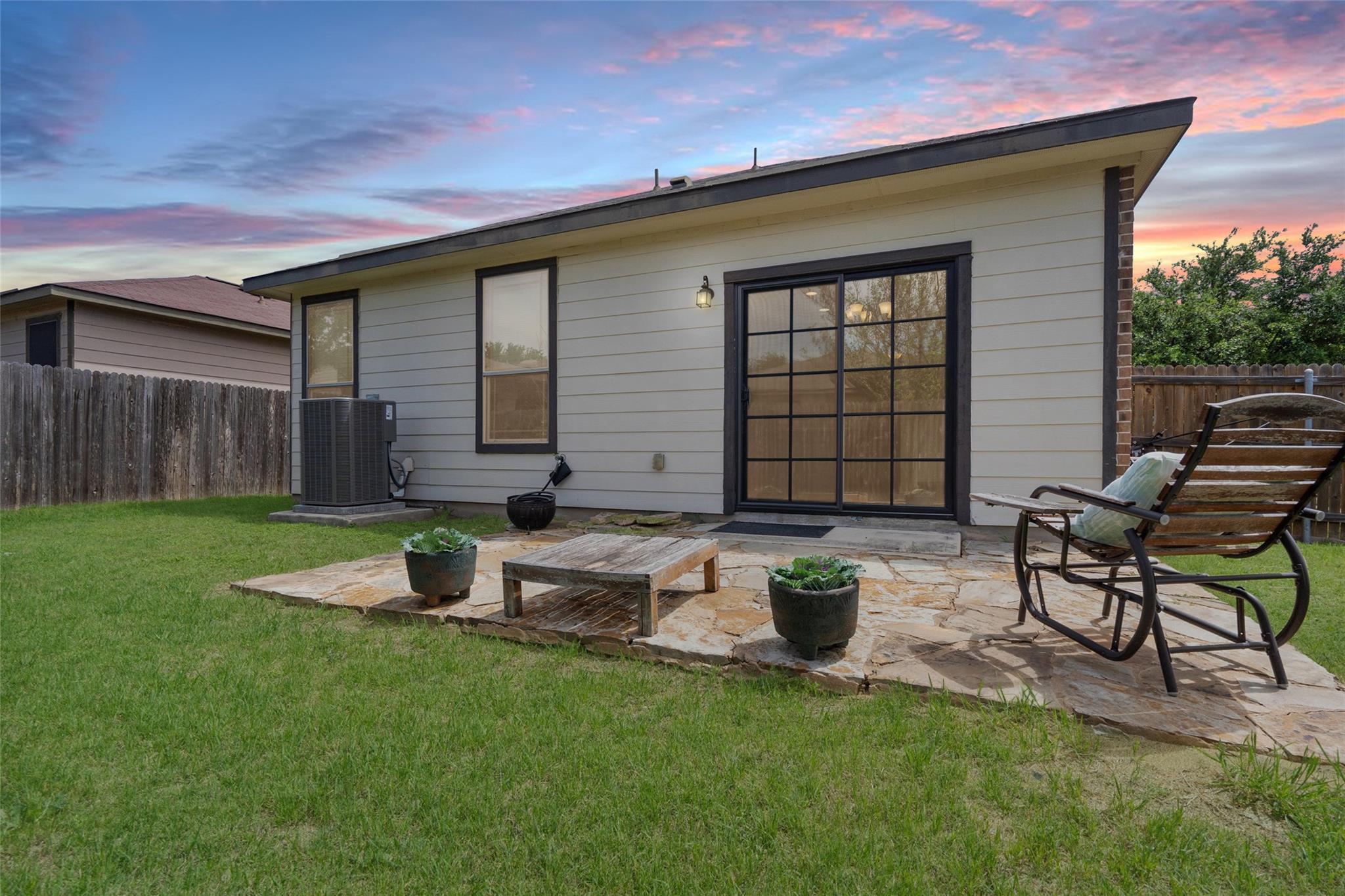 8824 Stambourne St, Austin, TX 78747