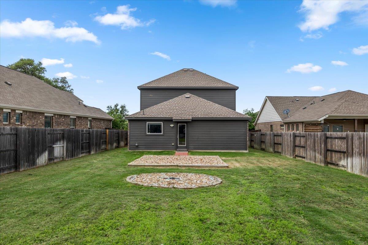 321 Buffalo View Ln, Georgetown, TX 78628