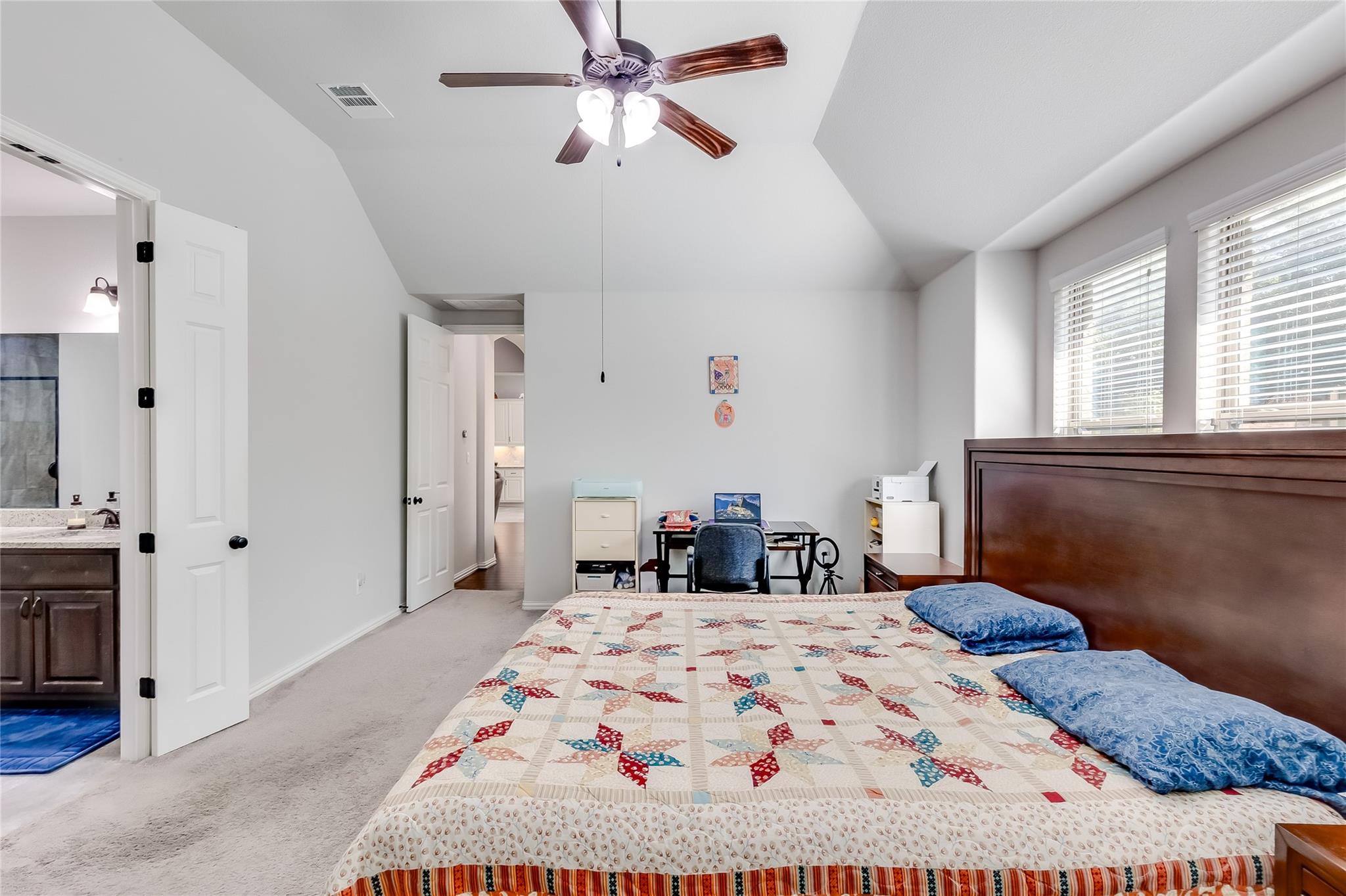 204 Lady Bird Ln, Georgetown, TX 78628