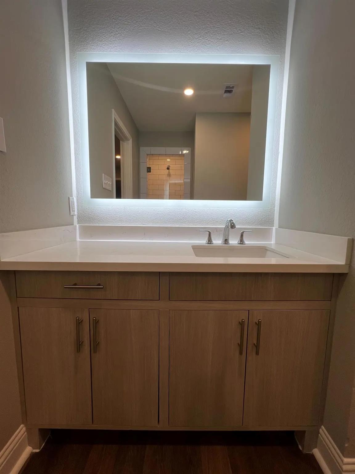 8003 Woodway Dr # 81, Houston, TX 77063