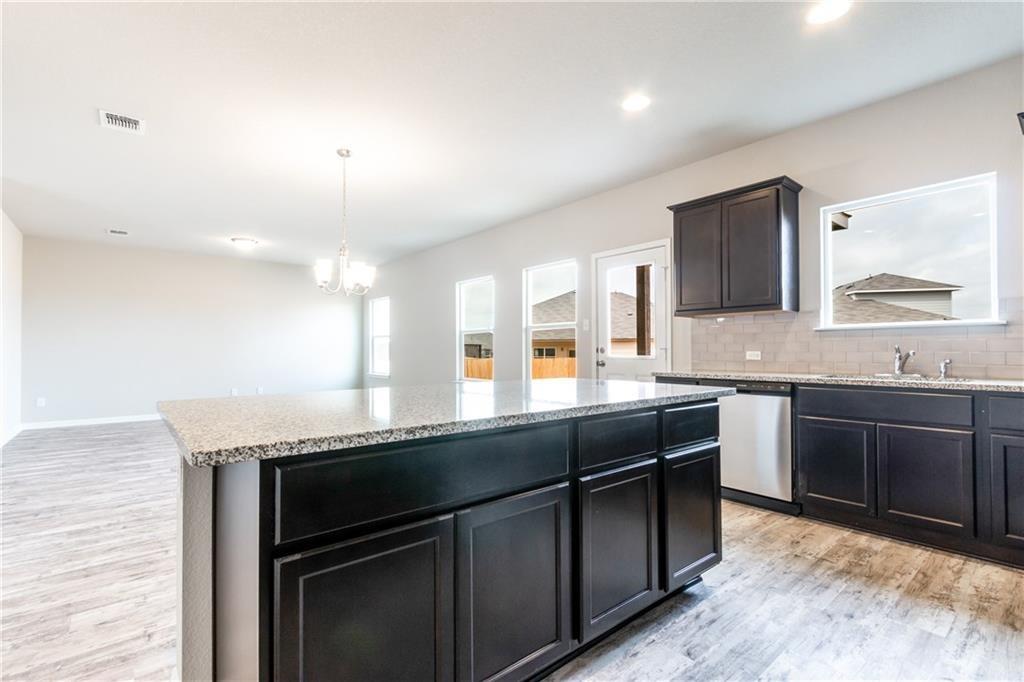 2718 Bridekirk Dr, Round Rock, TX 78664