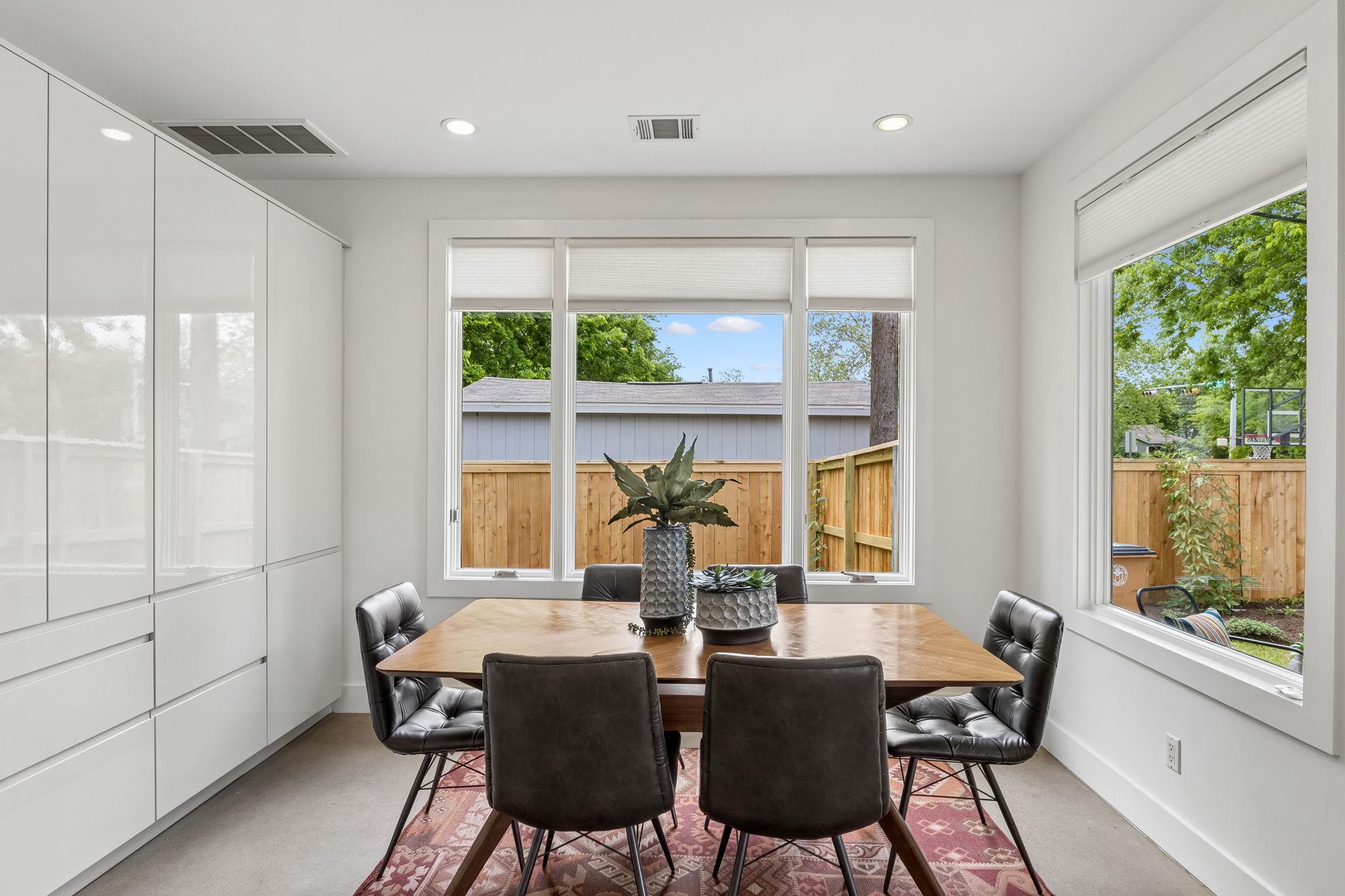 5305 Guadalupe St # A, Austin, TX 78751