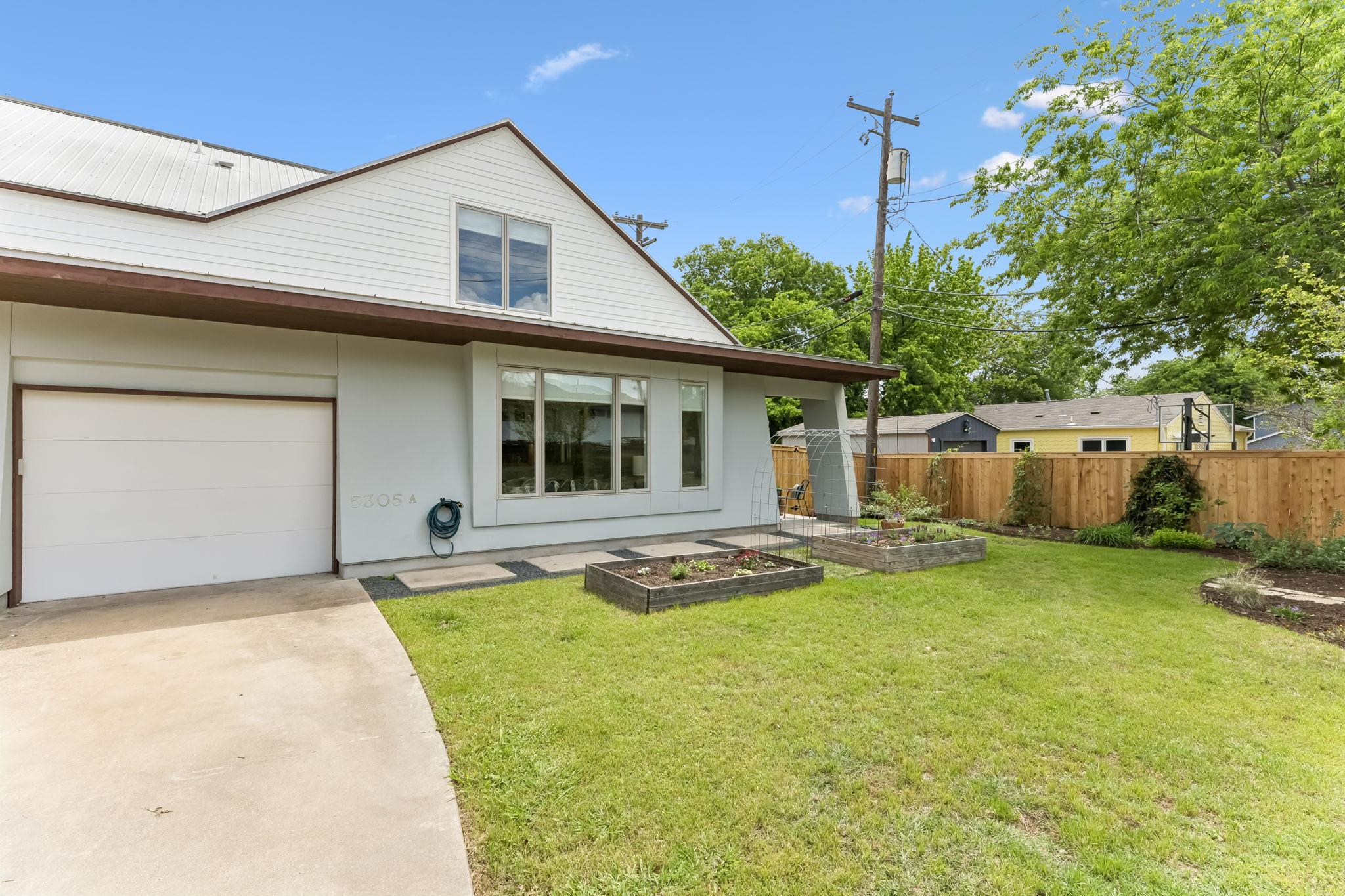 5305 Guadalupe St # A, Austin, TX 78751