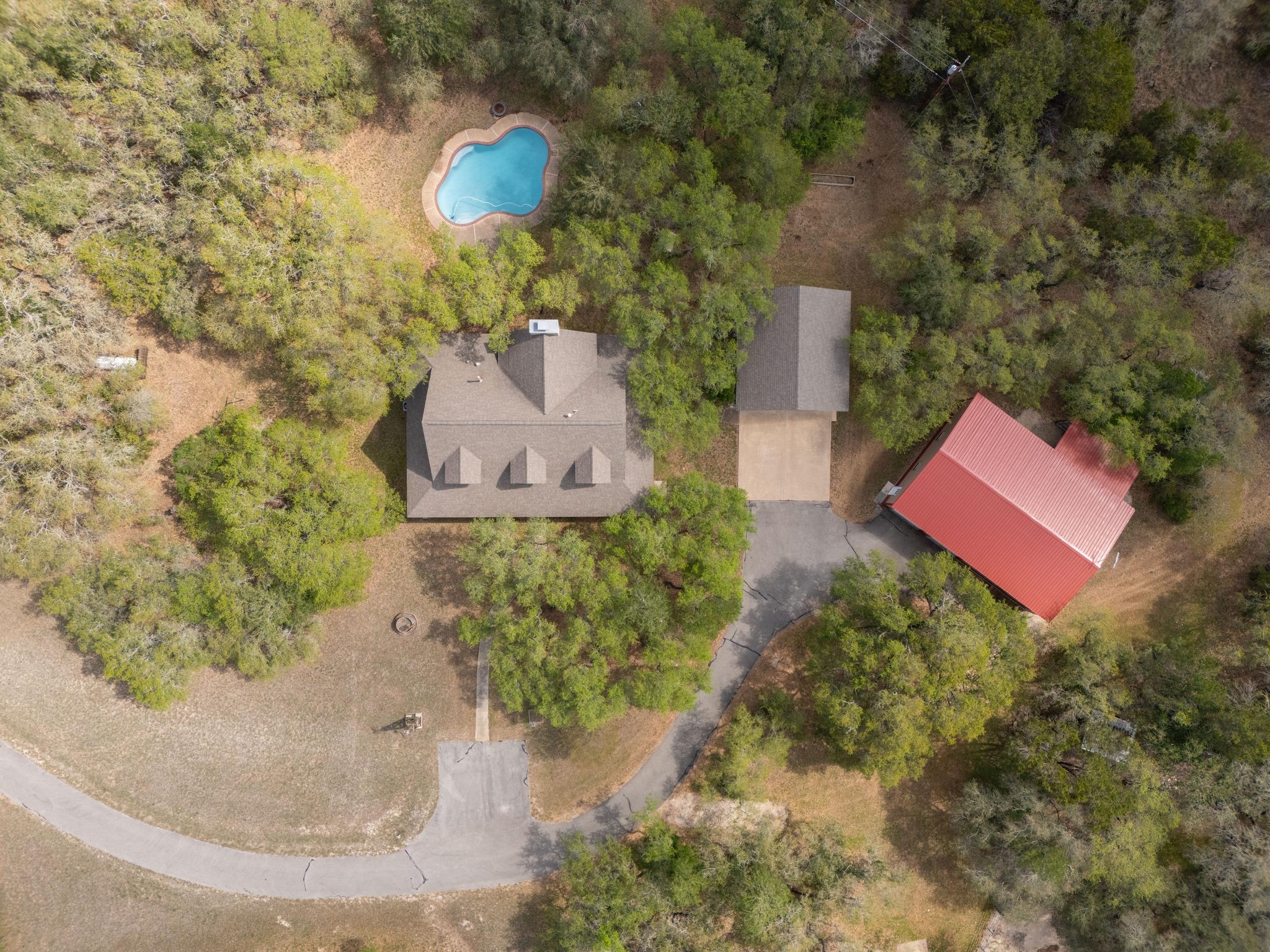 325 Crystal Meadows Dr, Kyle, TX 78640