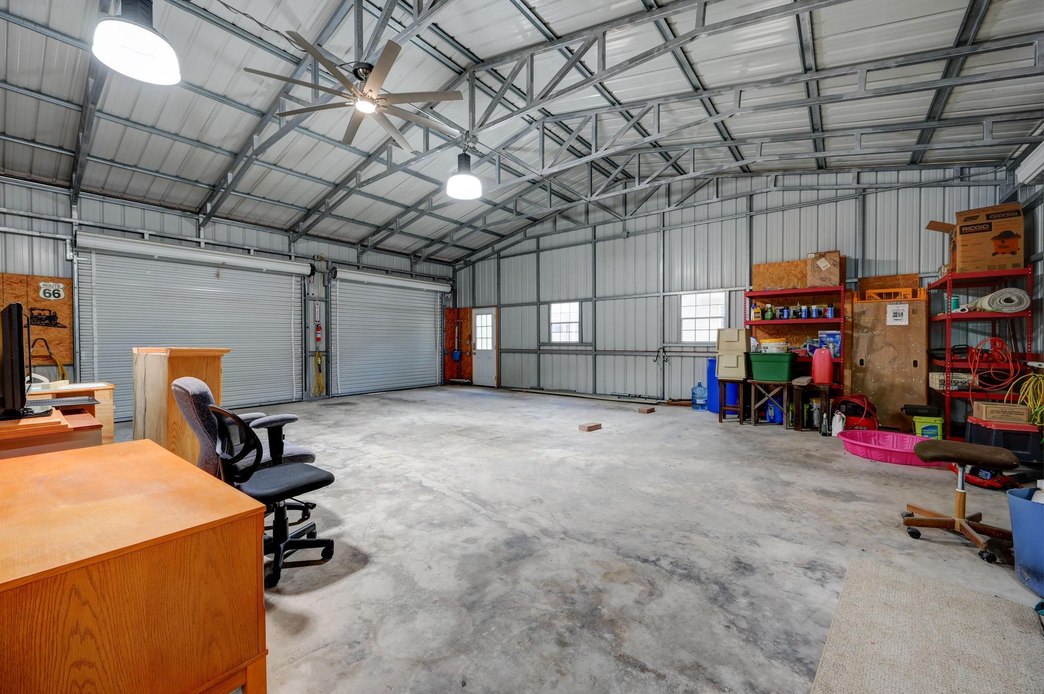 325 Crystal Meadows Dr, Kyle, TX 78640