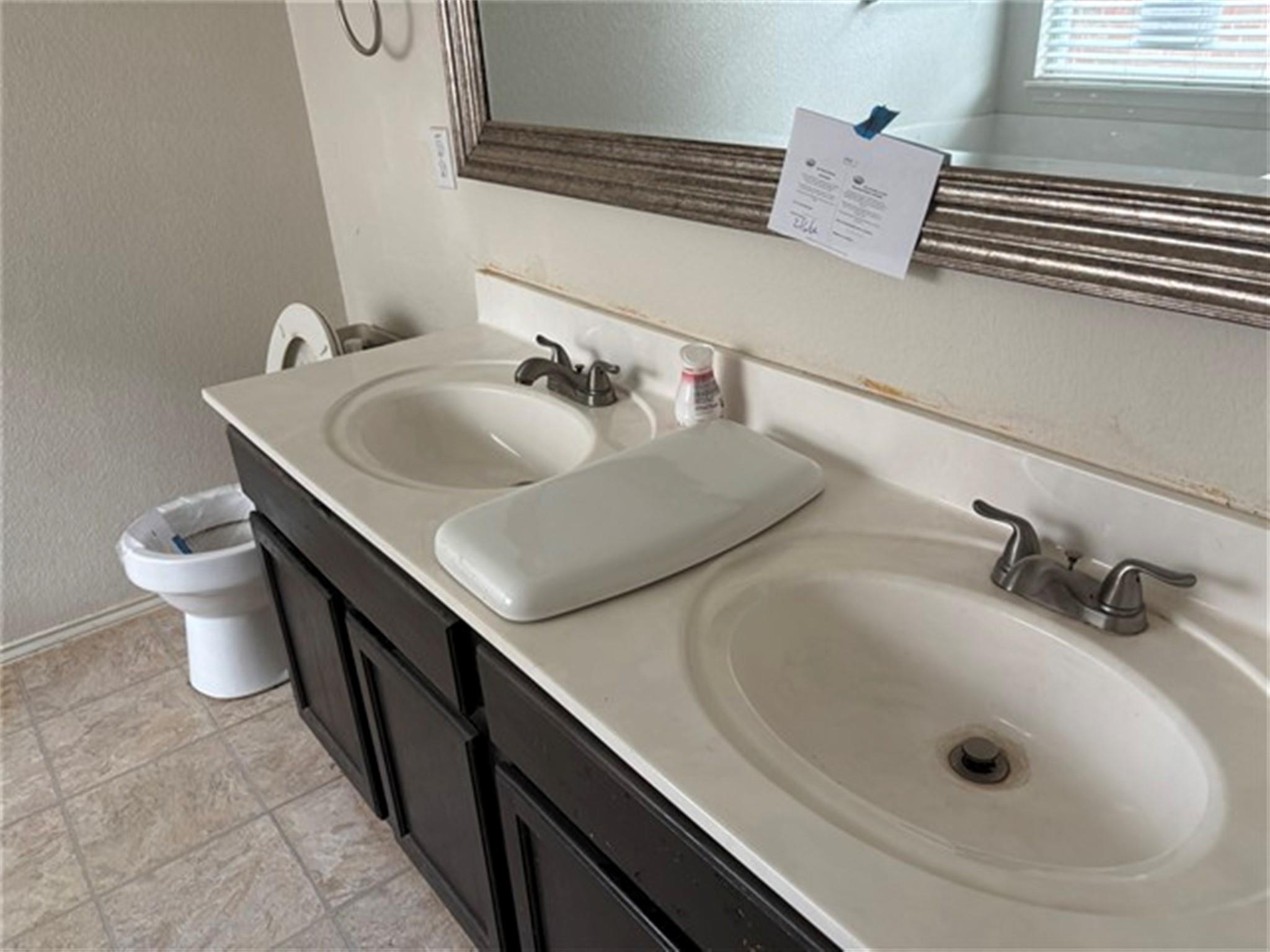 12828 Starbrimson Trl, Elgin, TX 78621