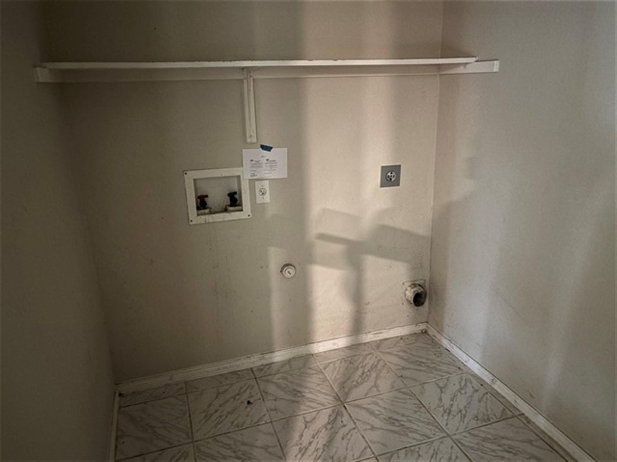 12828 Starbrimson Trl, Elgin, TX 78621