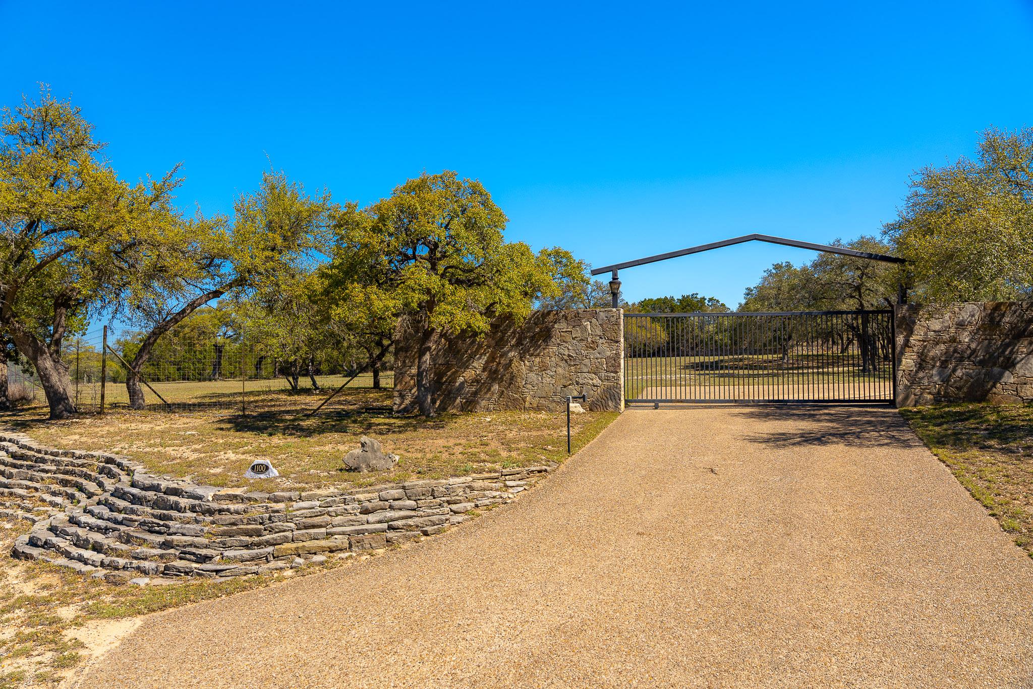 1100 Pump Station Rd, Wimberley, TX 78676
