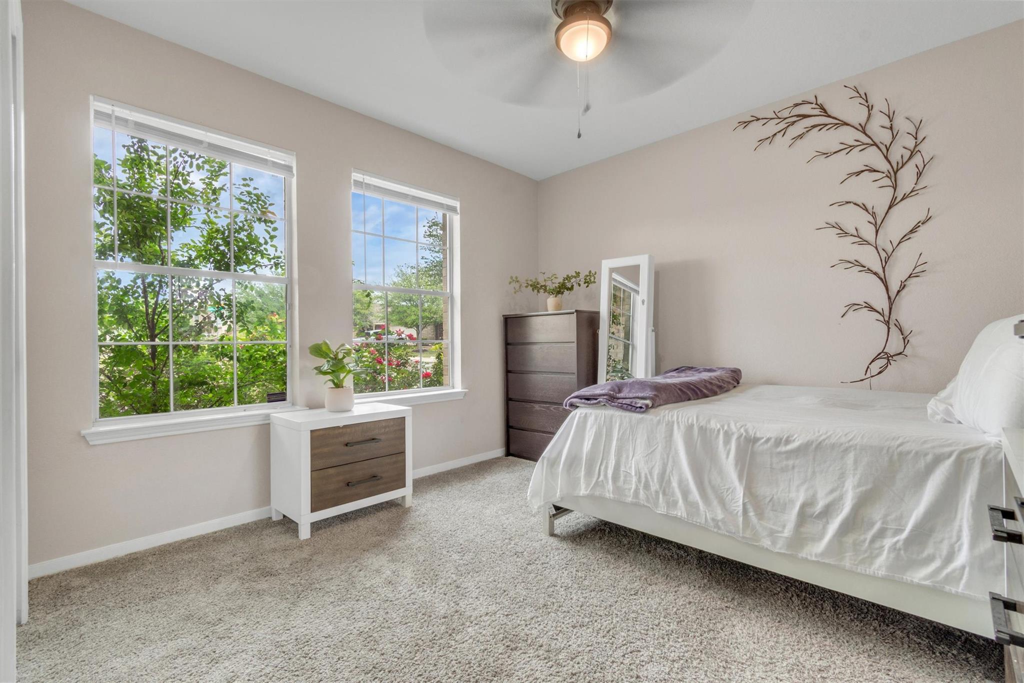 6105 Constellation Cir, Del Valle, TX 78617