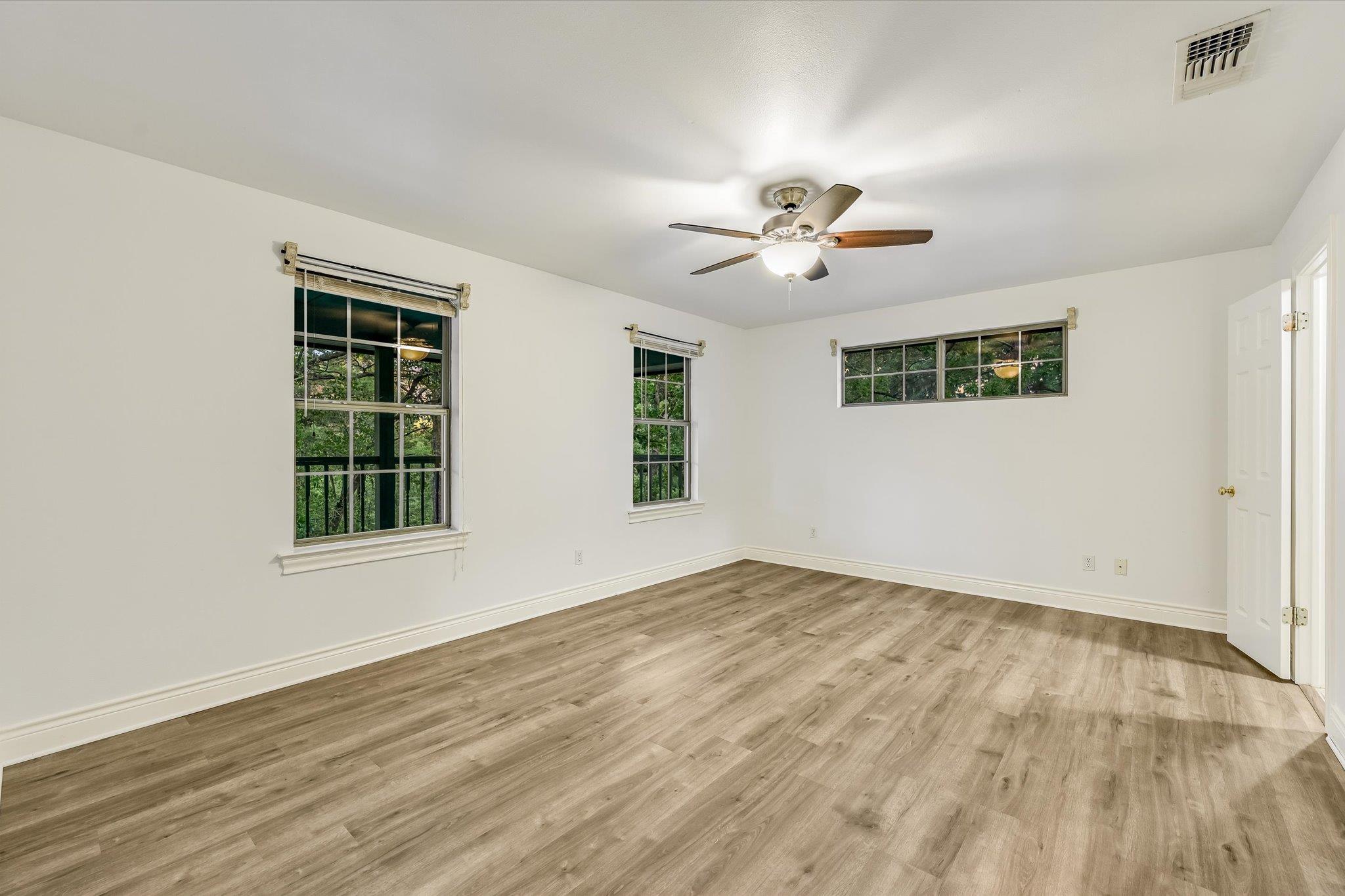 104 Upolu Ct, Bastrop, TX 78602