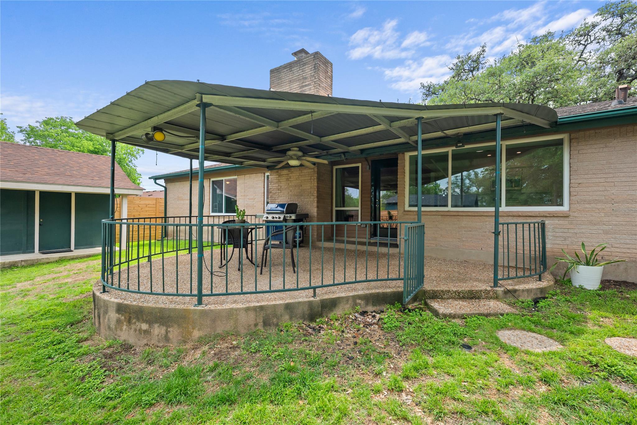 910 Berrywood Dr, Austin, TX 78753