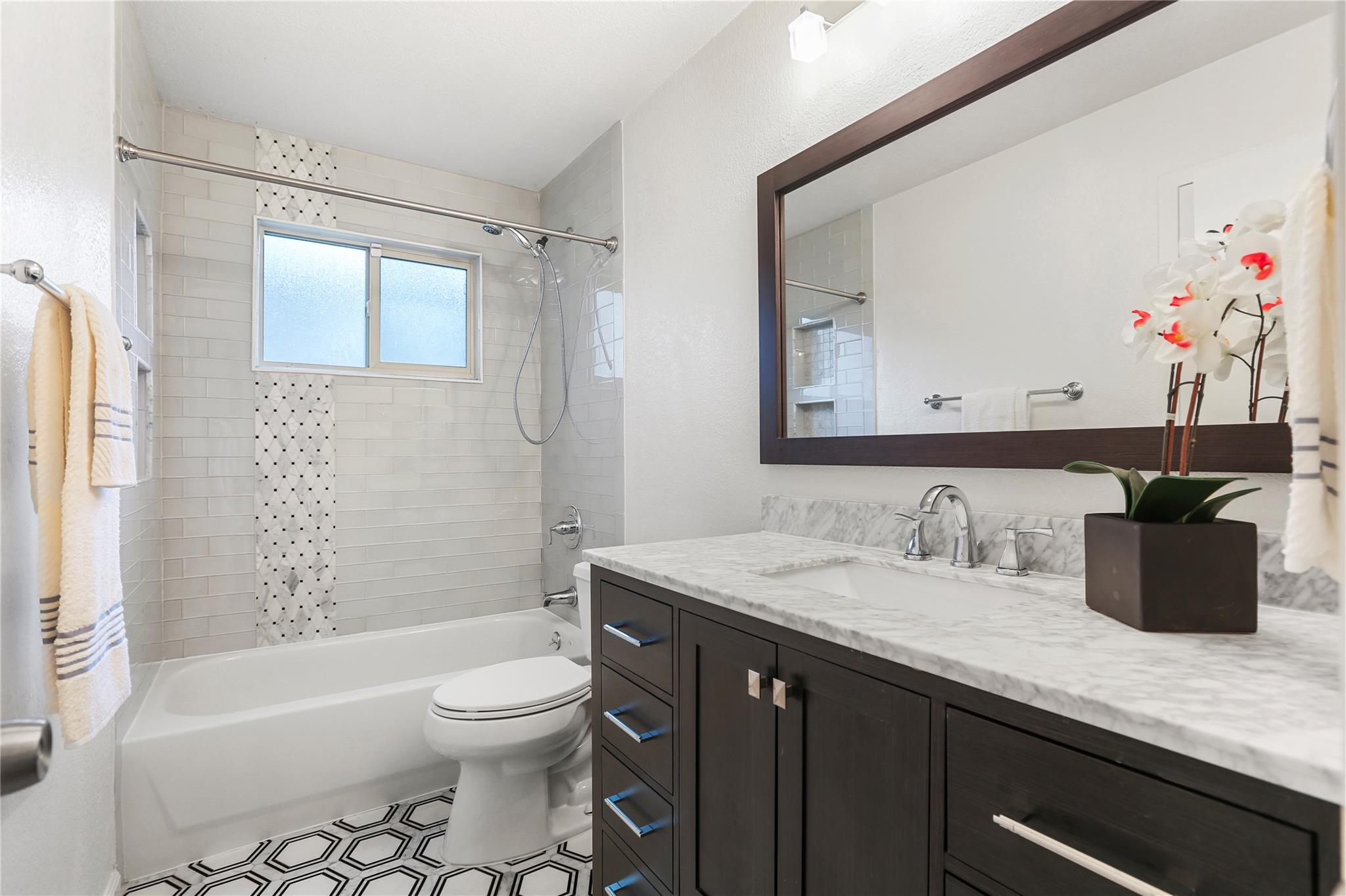 4302 Everest Ln, Austin, TX 78727