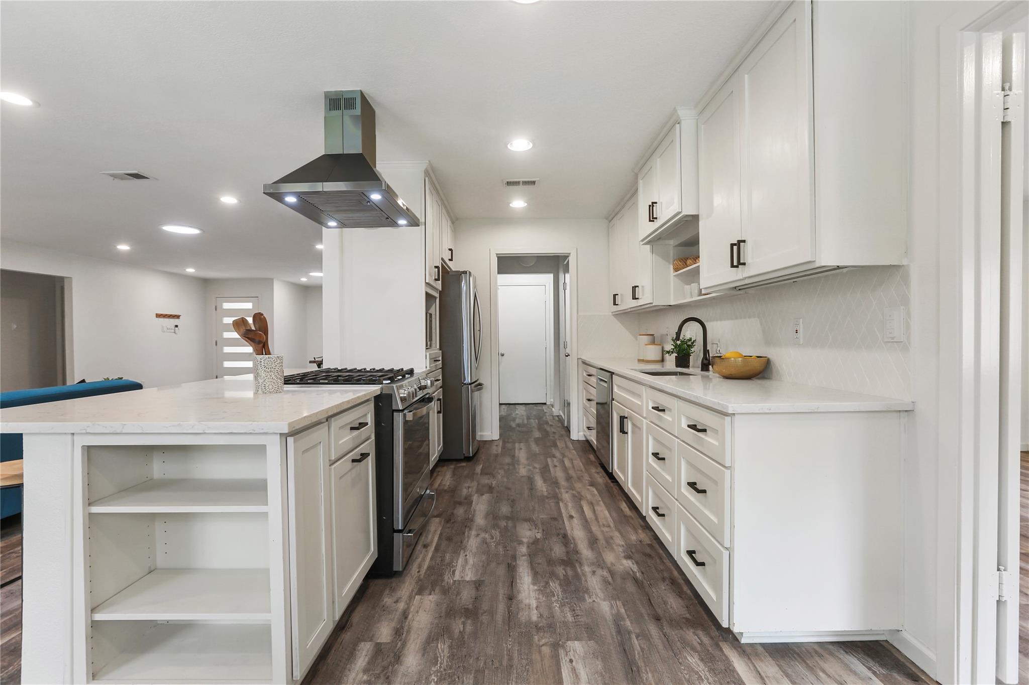 4302 Everest Ln, Austin, TX 78727