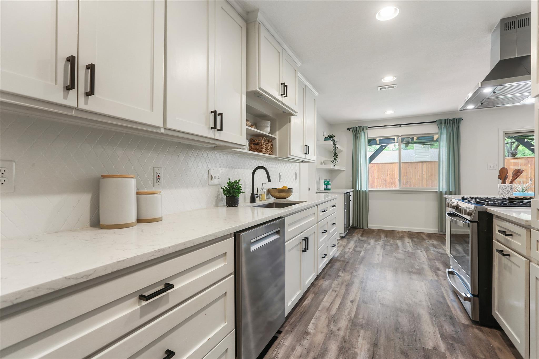 4302 Everest Ln, Austin, TX 78727