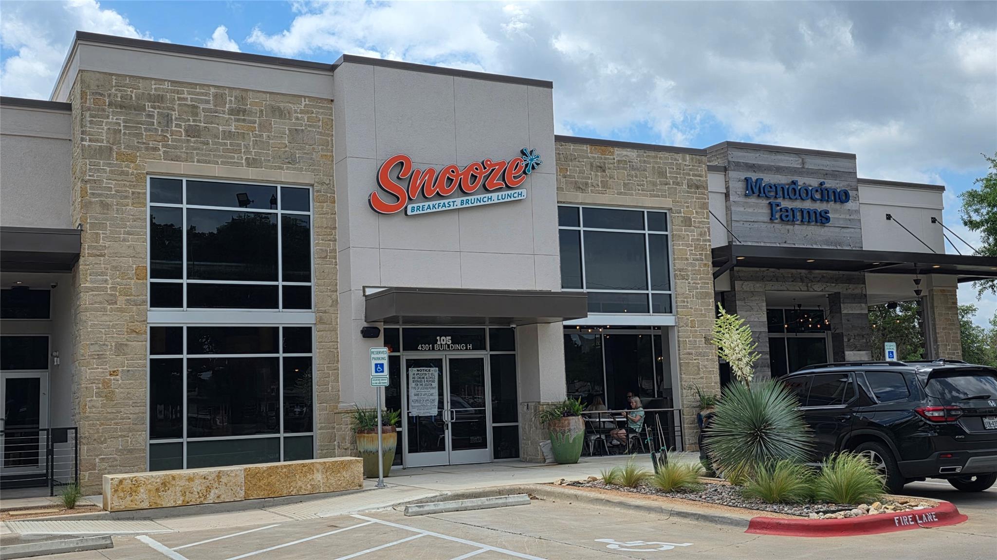 5609 WAGON TRAIN Rd, Austin, TX 78749