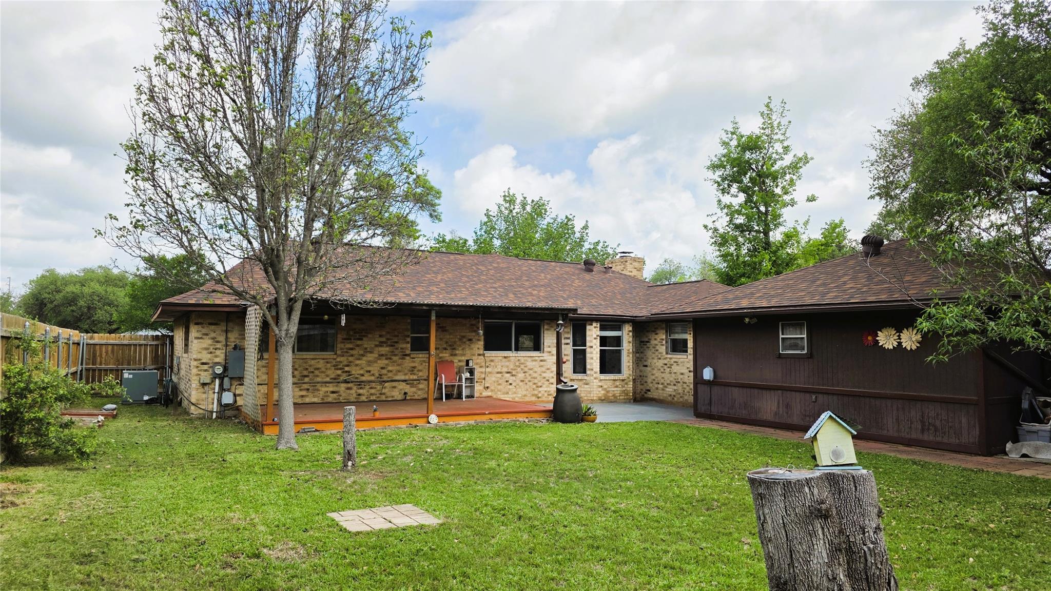 5609 WAGON TRAIN Rd, Austin, TX 78749