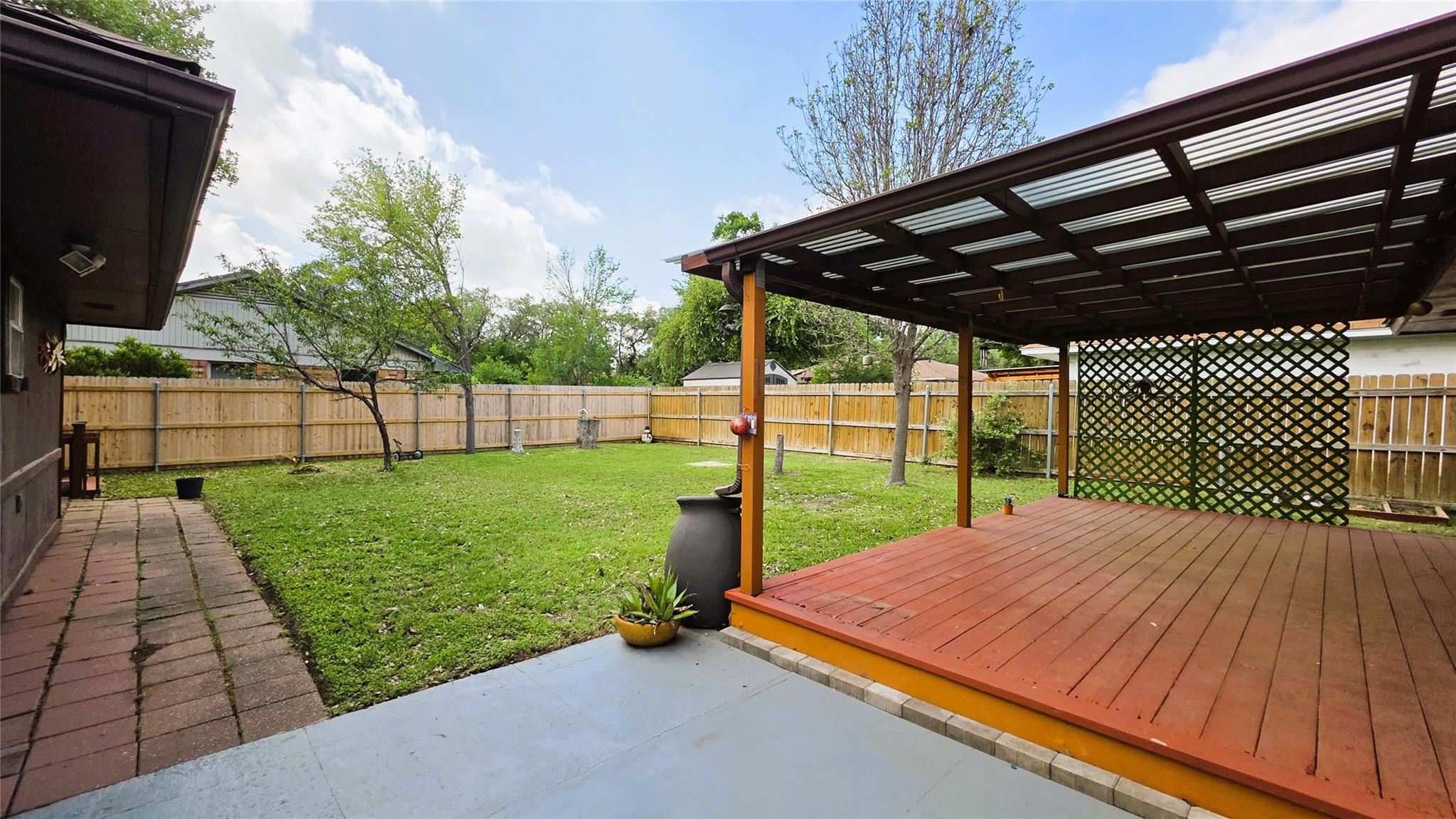 5609 WAGON TRAIN Rd, Austin, TX 78749