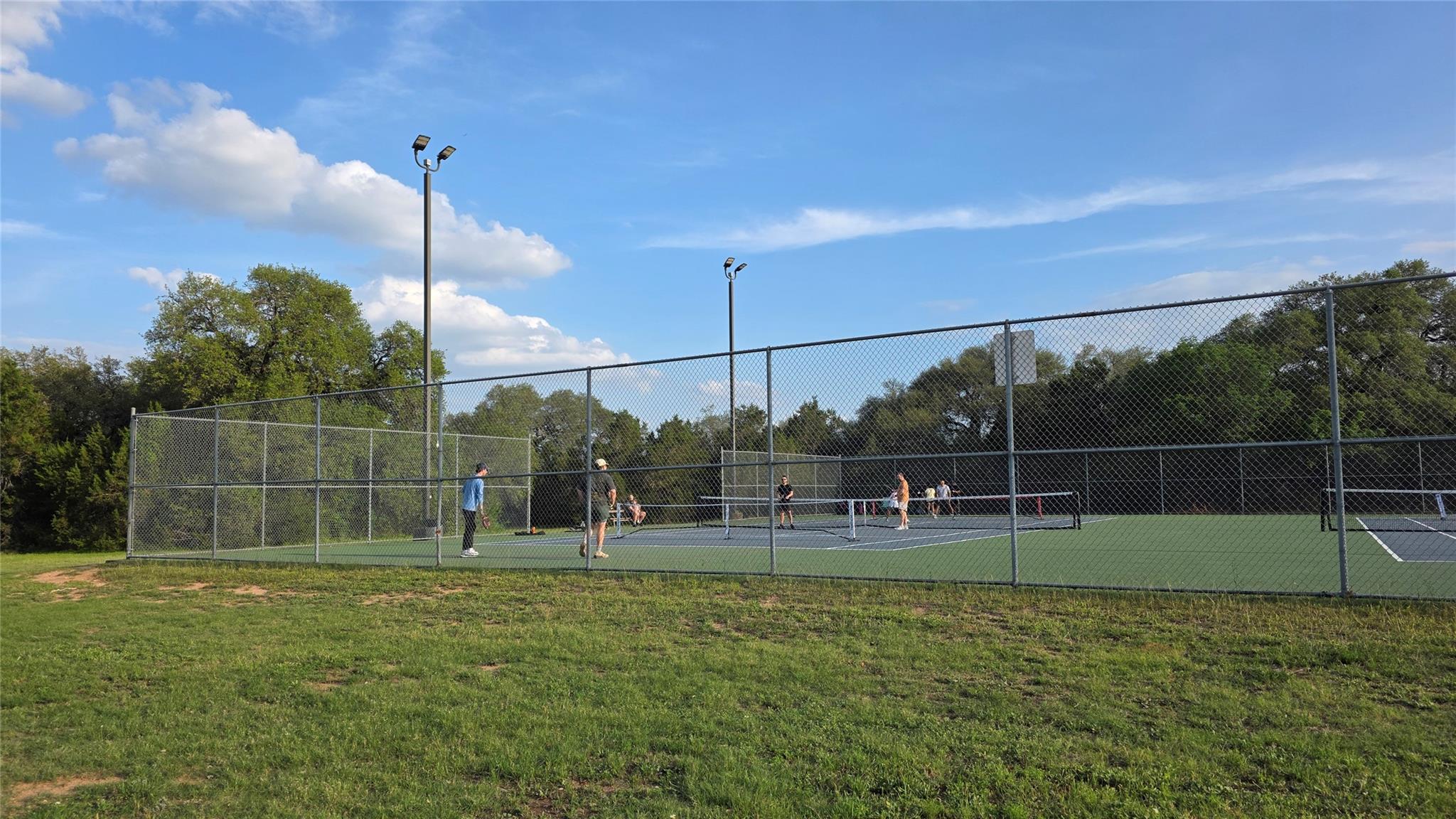 5609 WAGON TRAIN Rd, Austin, TX 78749