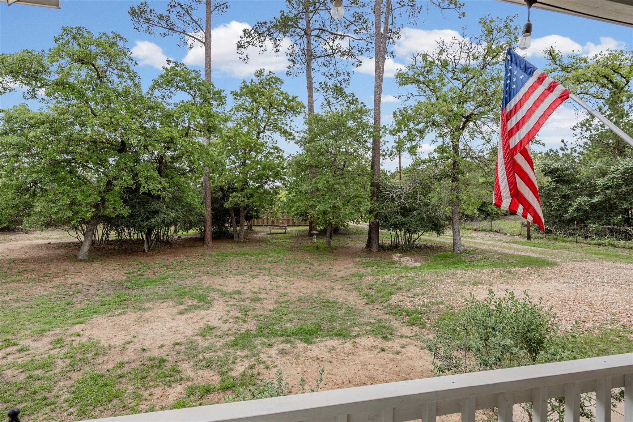 198 W Kelley Rd, Bastrop, TX 78602